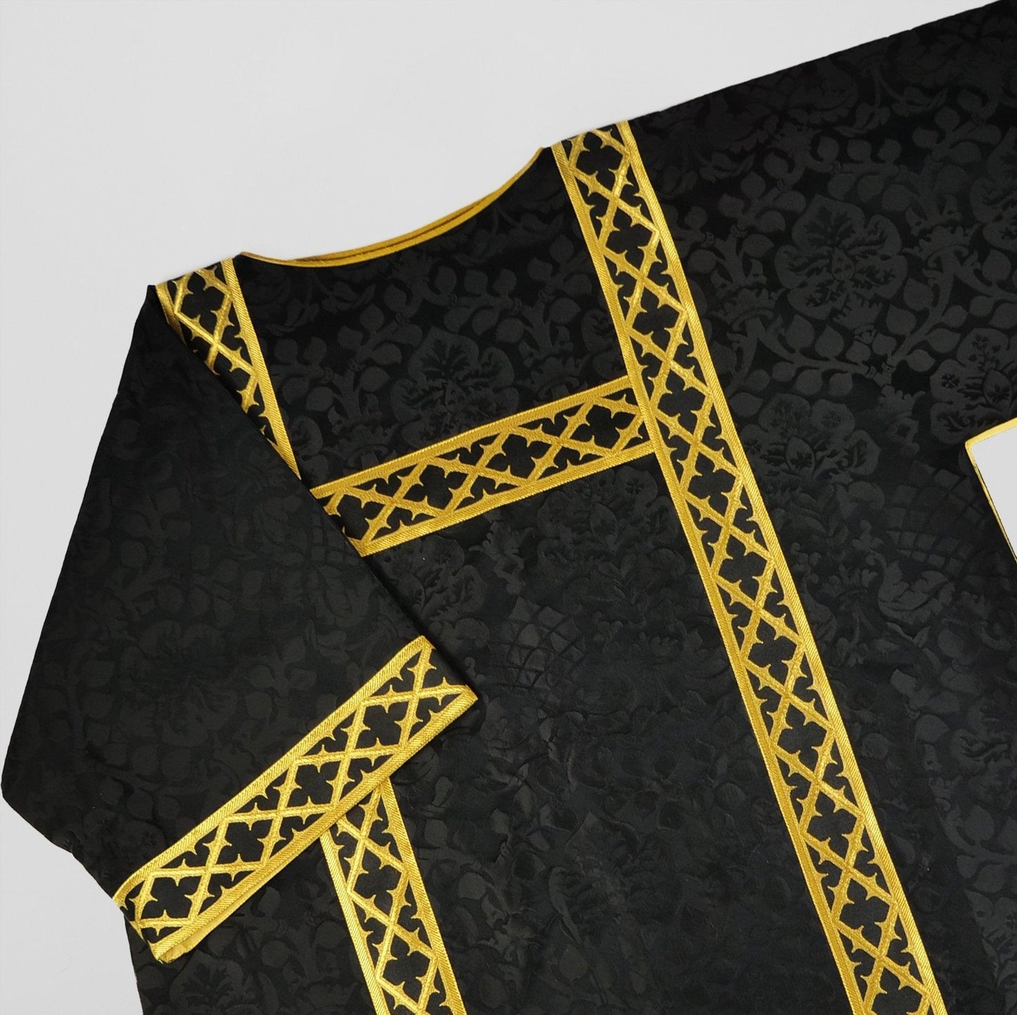 Davenport Tunicle - Watts & Co.