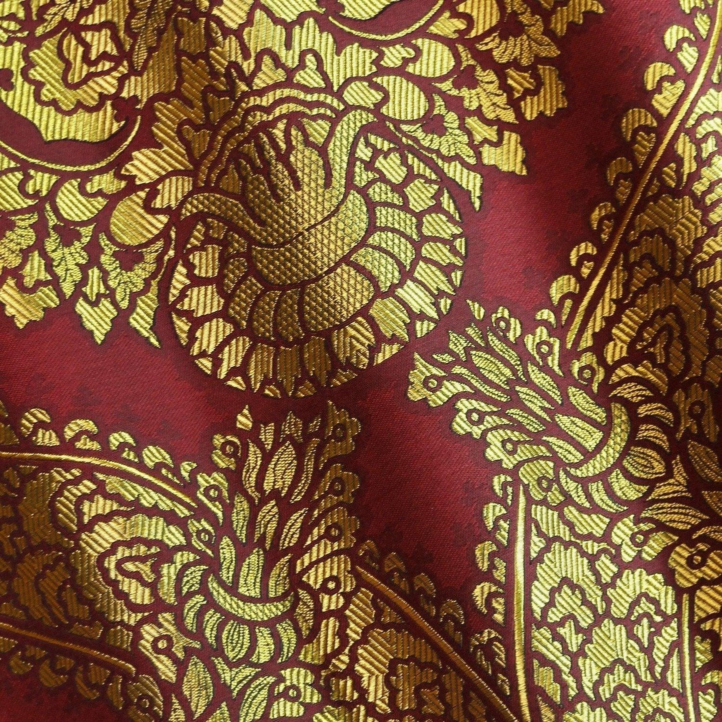 Memlinc - Red & Gold - Watts & Co. (international)
