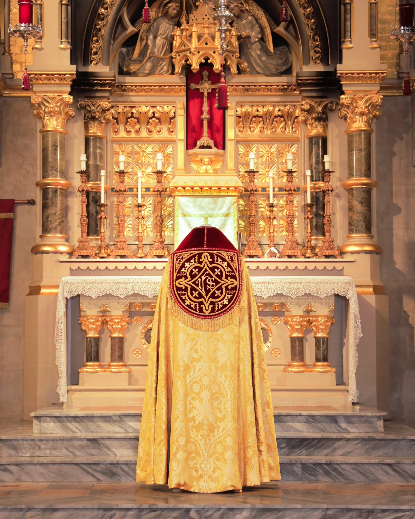 Bespoke Copes - Watts & Co.