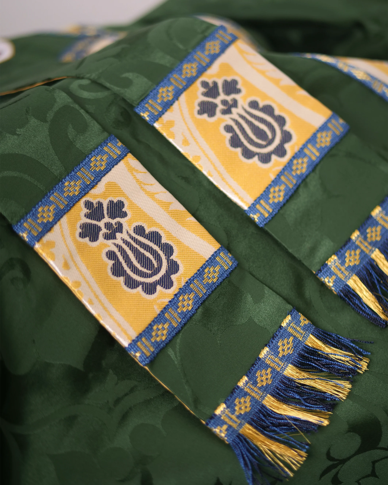 Bespoke Stoles - Watts & Co.