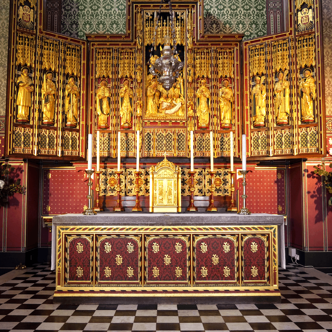 Altar Cloth - with 5x Bodley Cross Embroideries - Watts & Co.