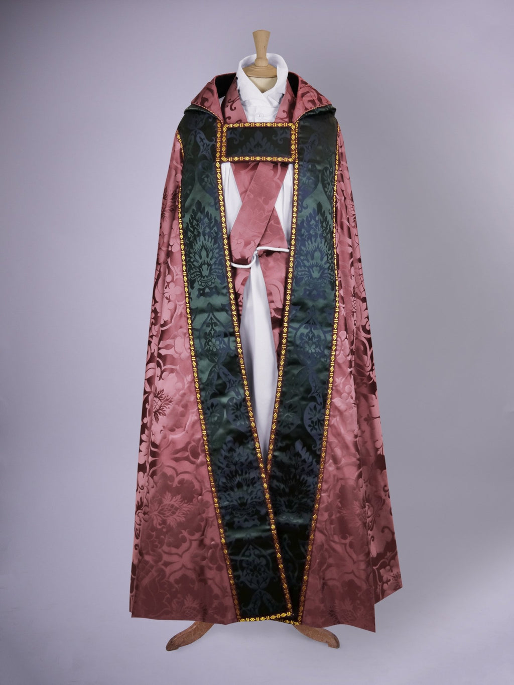 Abbey Cope in Comper Purple 'Bellini' with Sarum Indigo 'Gothic' Orphreys - Watts & Co.