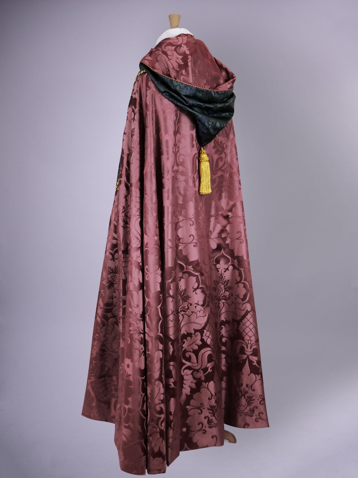 Abbey Cope in Comper Purple 'Bellini' with Sarum Indigo 'Gothic' Orphreys - Watts & Co.