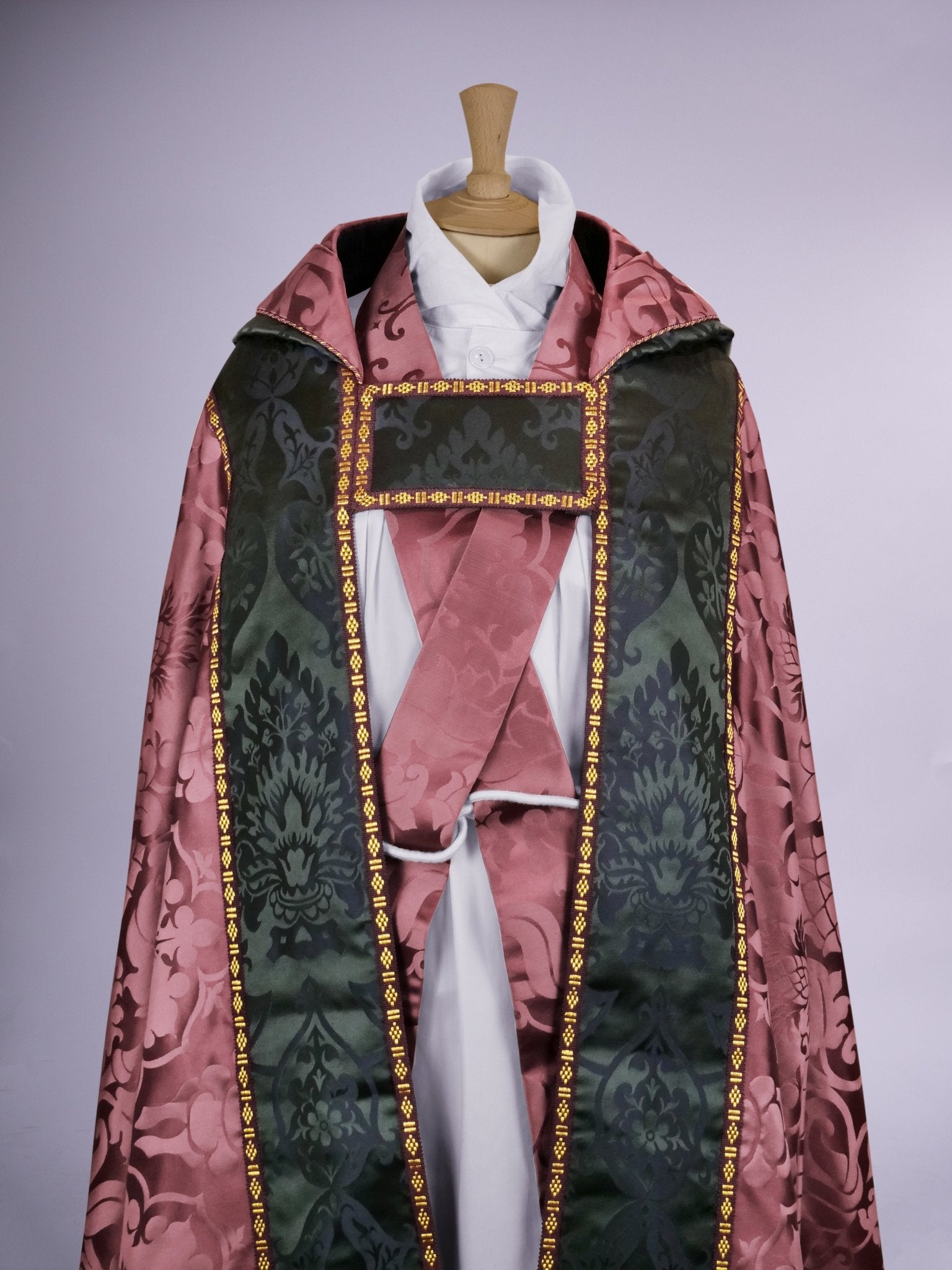 Abbey Cope in Comper Purple 'Bellini' with Sarum Indigo 'Gothic' Orphreys - Watts & Co.