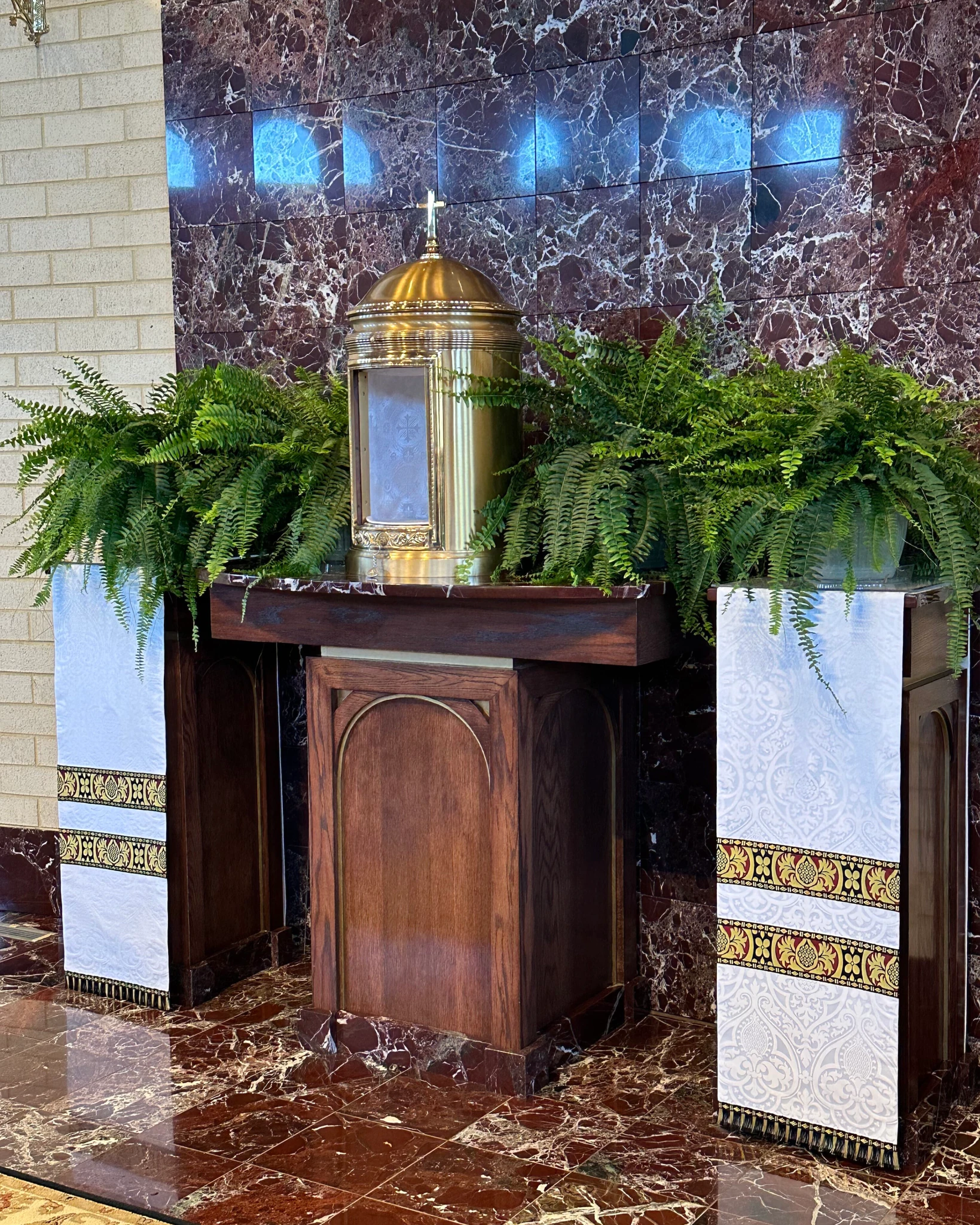 Altar Frontal and Superfrontal in White 'Alton' with Black 'Talbot' Orphreys - Watts & Co.