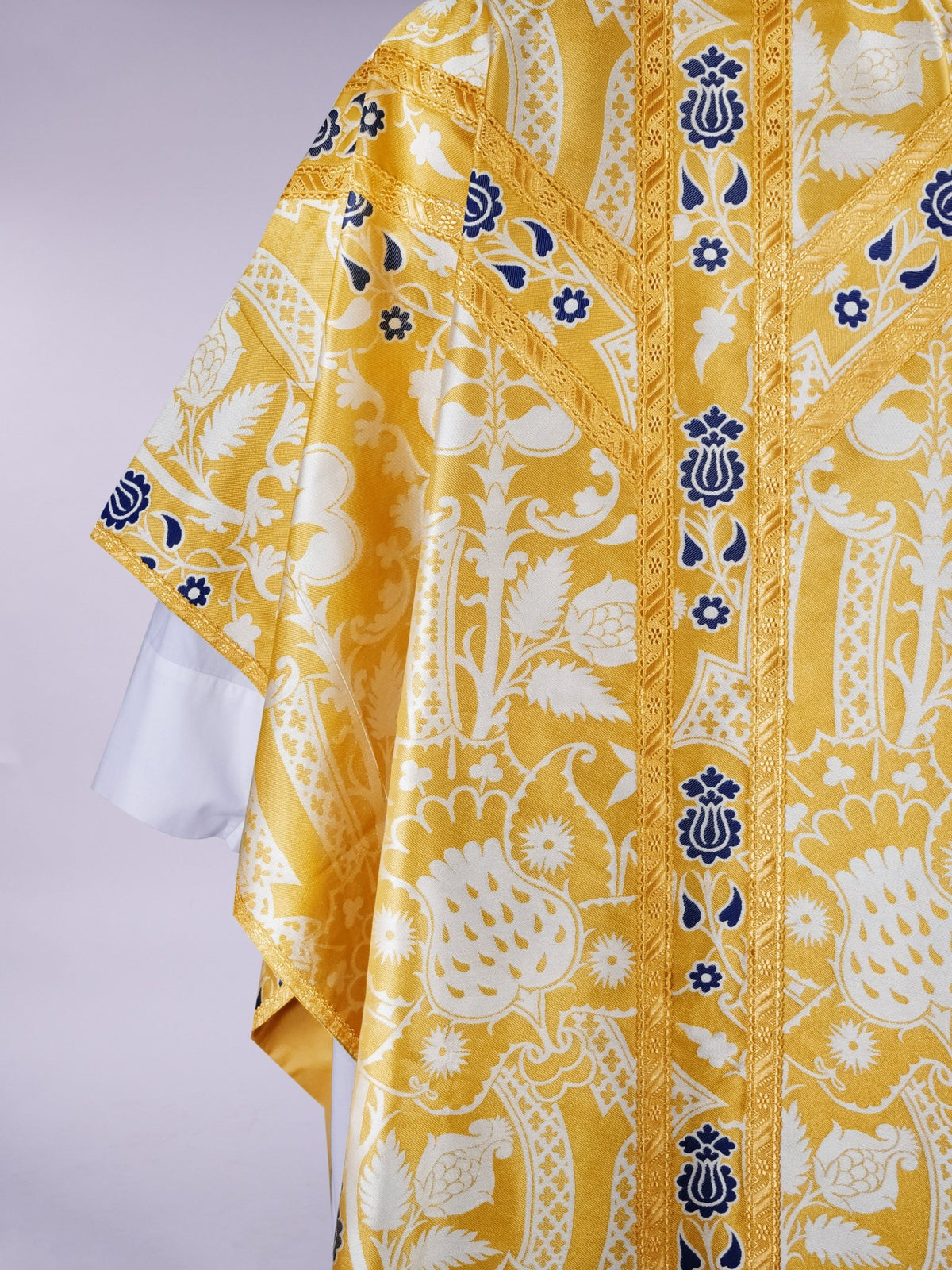 Cathedral Cope in White/Gold/Blue 'Comper Strawberry' with Outline Orphreys - Watts & Co.