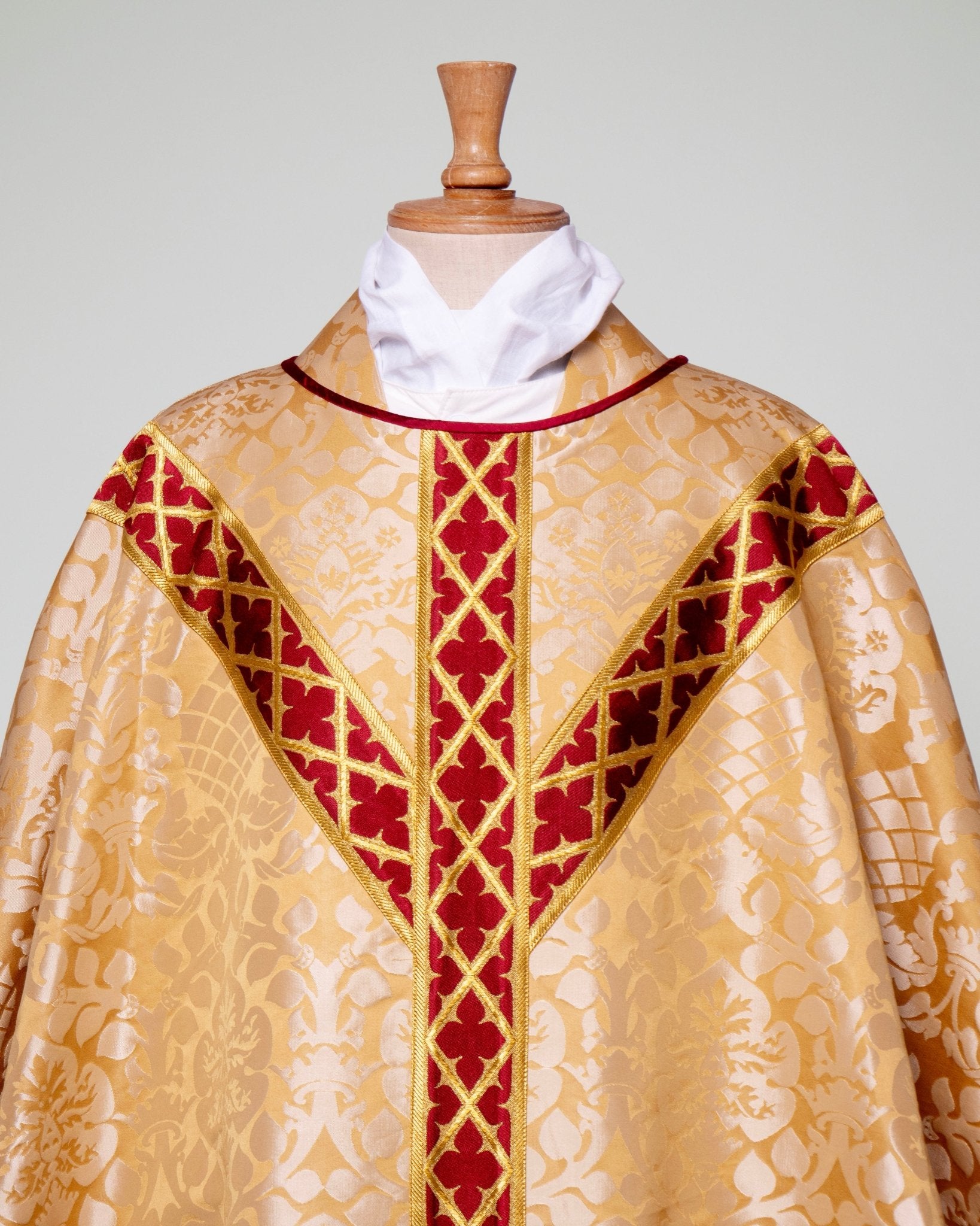 Davenport High Mass Set - Watts & Co.