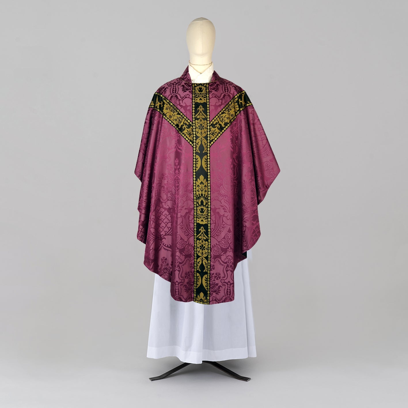 Full Gothic Chasuble in Comper Purple 'Comper Cathedral' with Black/Gold 'Gothic' Orphreys - Watts & Co.