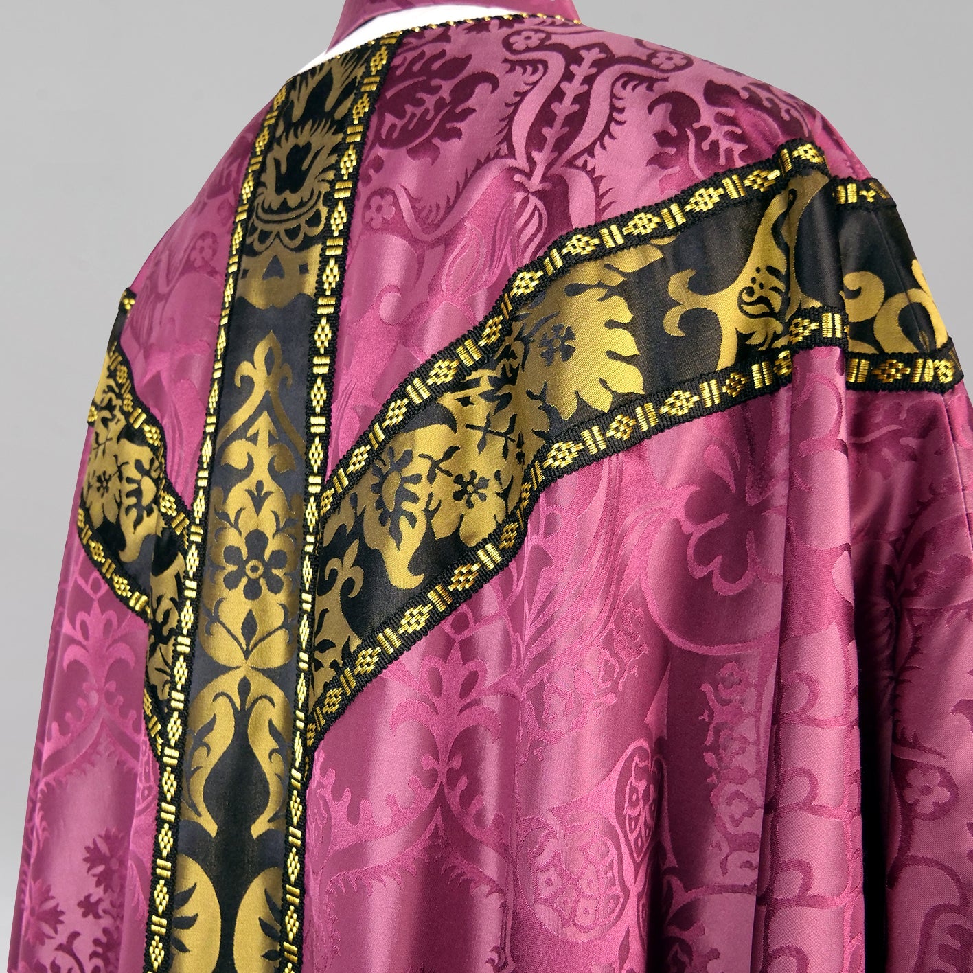 Full Gothic Chasuble in Comper Purple 'Comper Cathedral' with Black/Gold 'Gothic' Orphreys - Watts & Co.