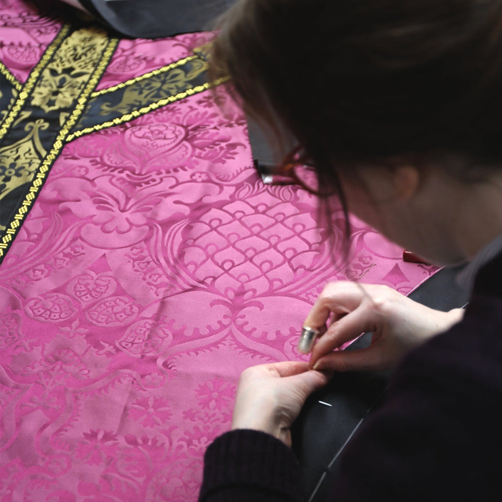 Full Gothic Chasuble in Comper Purple 'Comper Cathedral' with Black/Gold 'Gothic' Orphreys - Watts & Co.