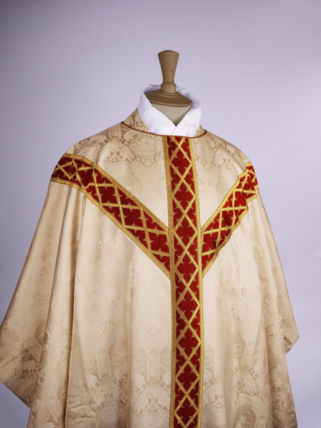 Full Gothic Chasuble in Cream 'Stag' with Gothic Trellis Orphreys - Watts & Co.
