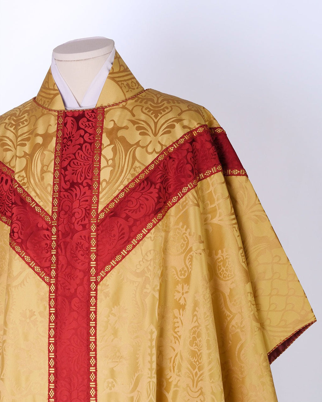 Full Gothic Chasuble in Gold 'Comper Cathedral' Silk with Sarum Red 'Holbein' Orphreys - Watts & Co.