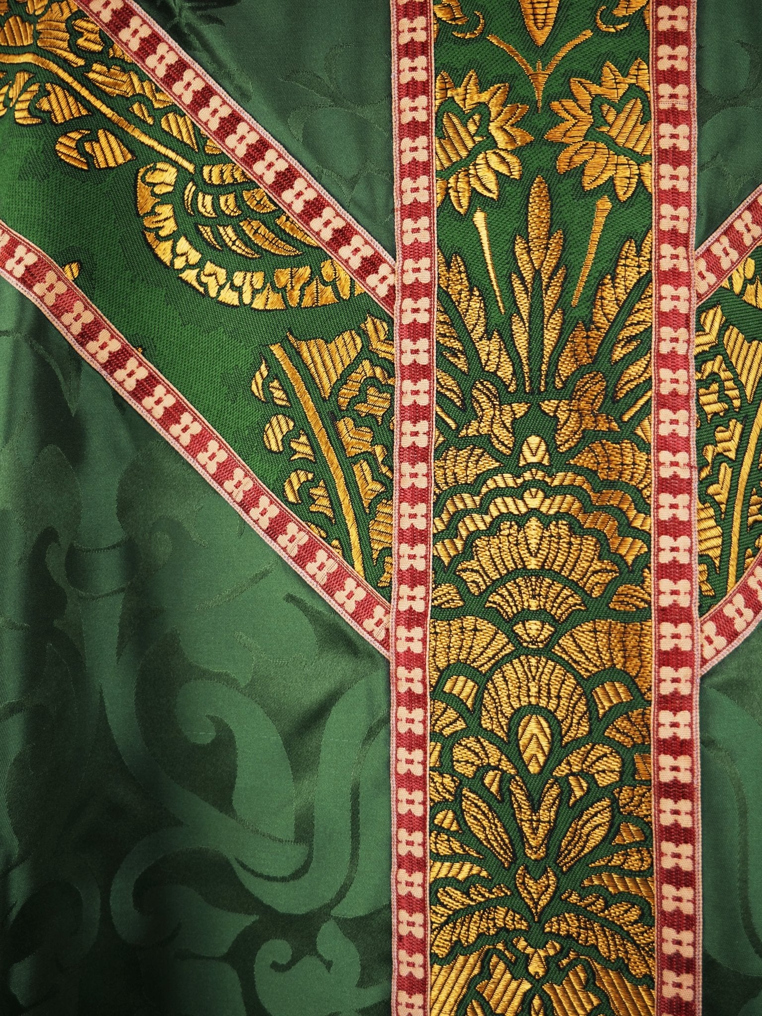 Full Gothic Chasuble in Green 'Bellini' with Green/Gold 'Memlinc' Orphreys - Watts & Co.