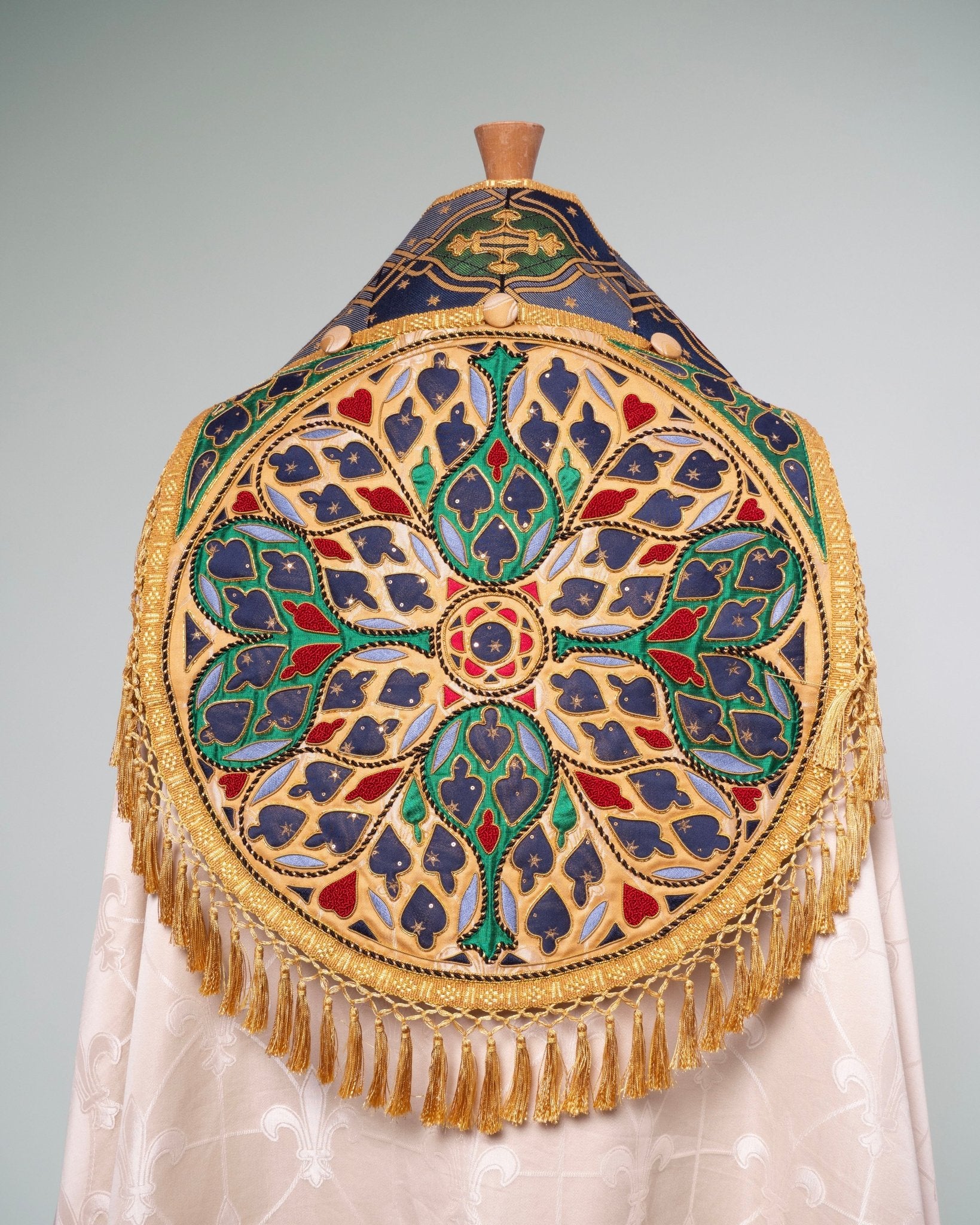 Minster Cope in Cream 'Sainte-Chapelle' with Hand-embroidered Hood - Watts & Co.