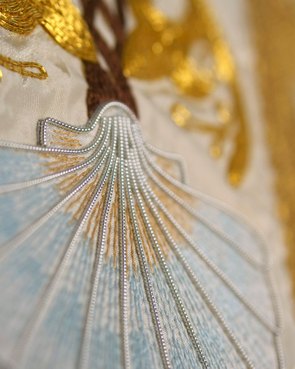 Neri Chasuble in Cream 'Comper Cathedral' with Embroidered Orphreys - Watts & Co.