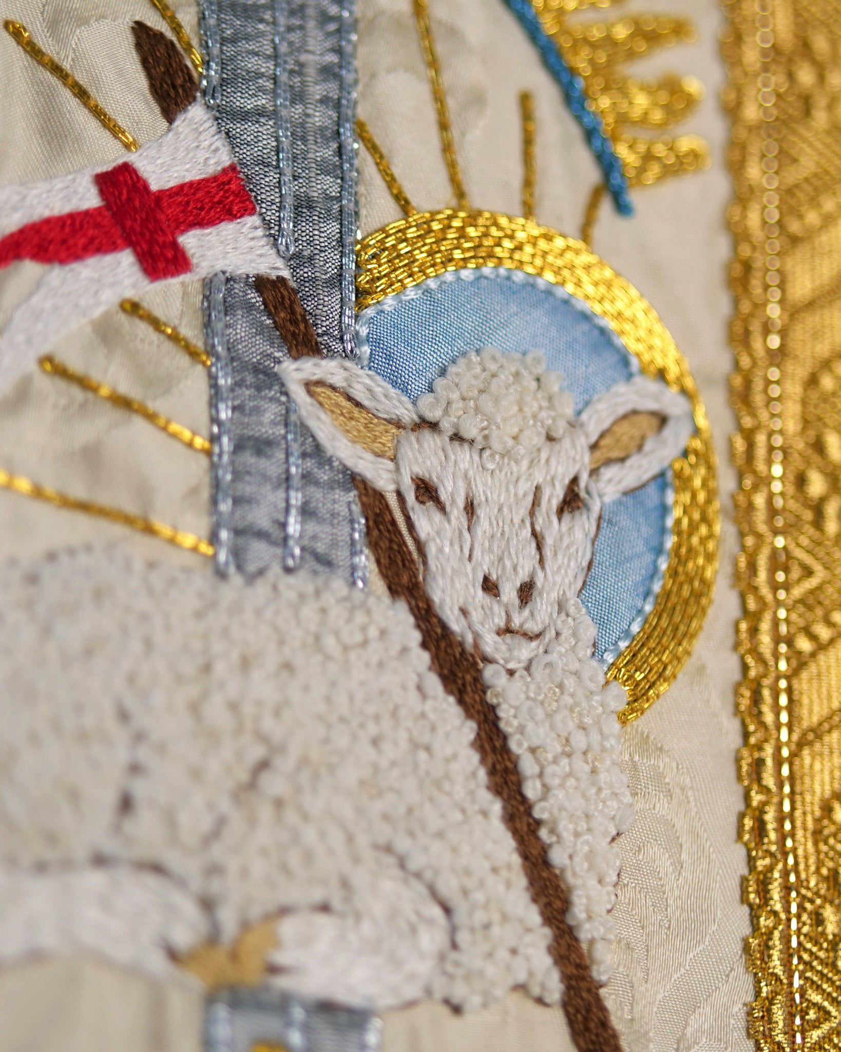 Neri Chasuble in Cream 'Comper Cathedral' with Embroidered Orphreys - Watts & Co.