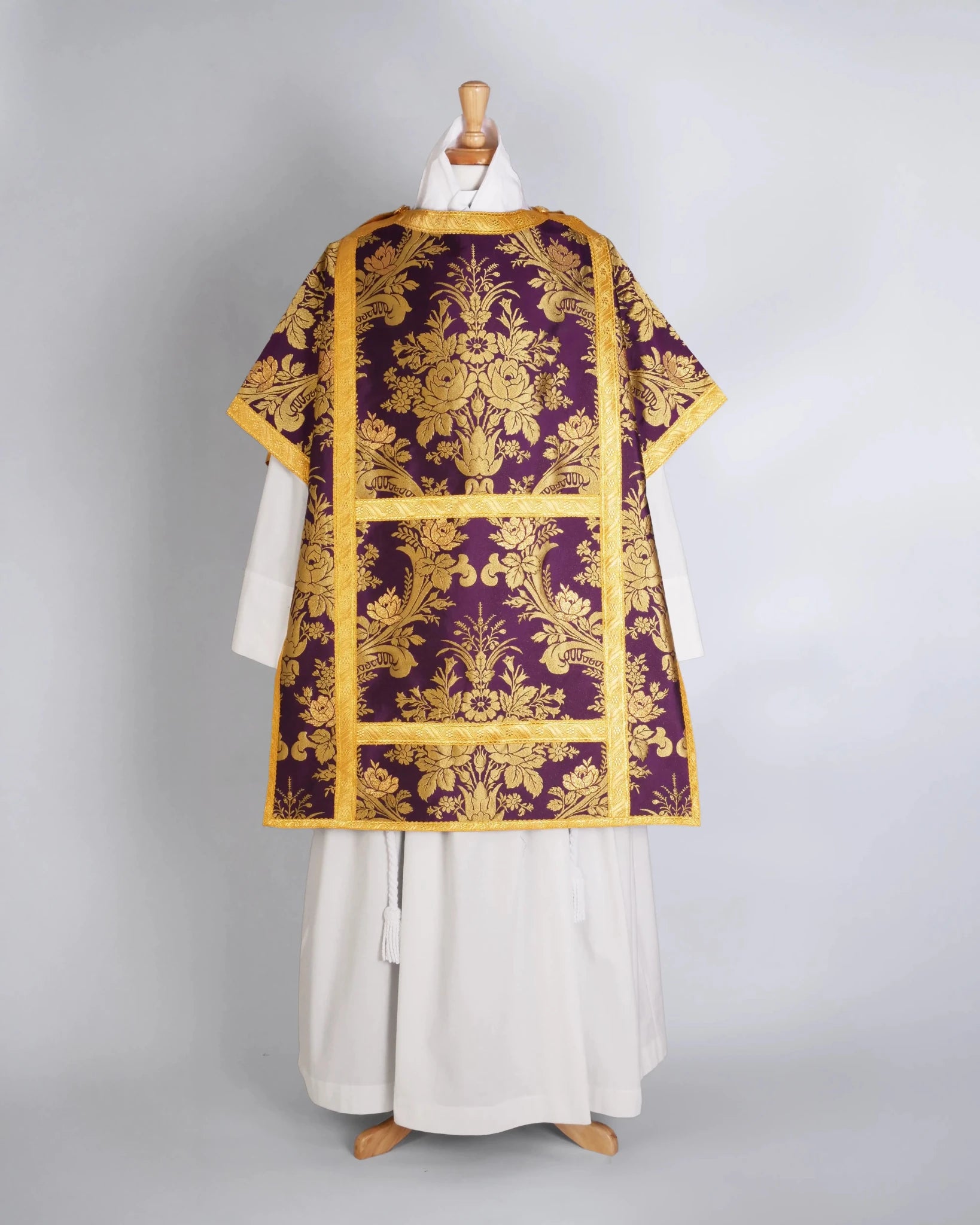 Neri Dalmatic - Watts & Co.