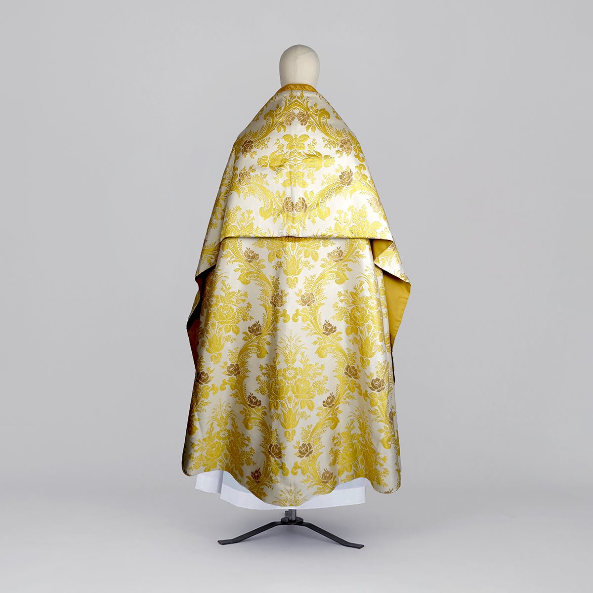 Neri Humeral Veil - Watts & Co.