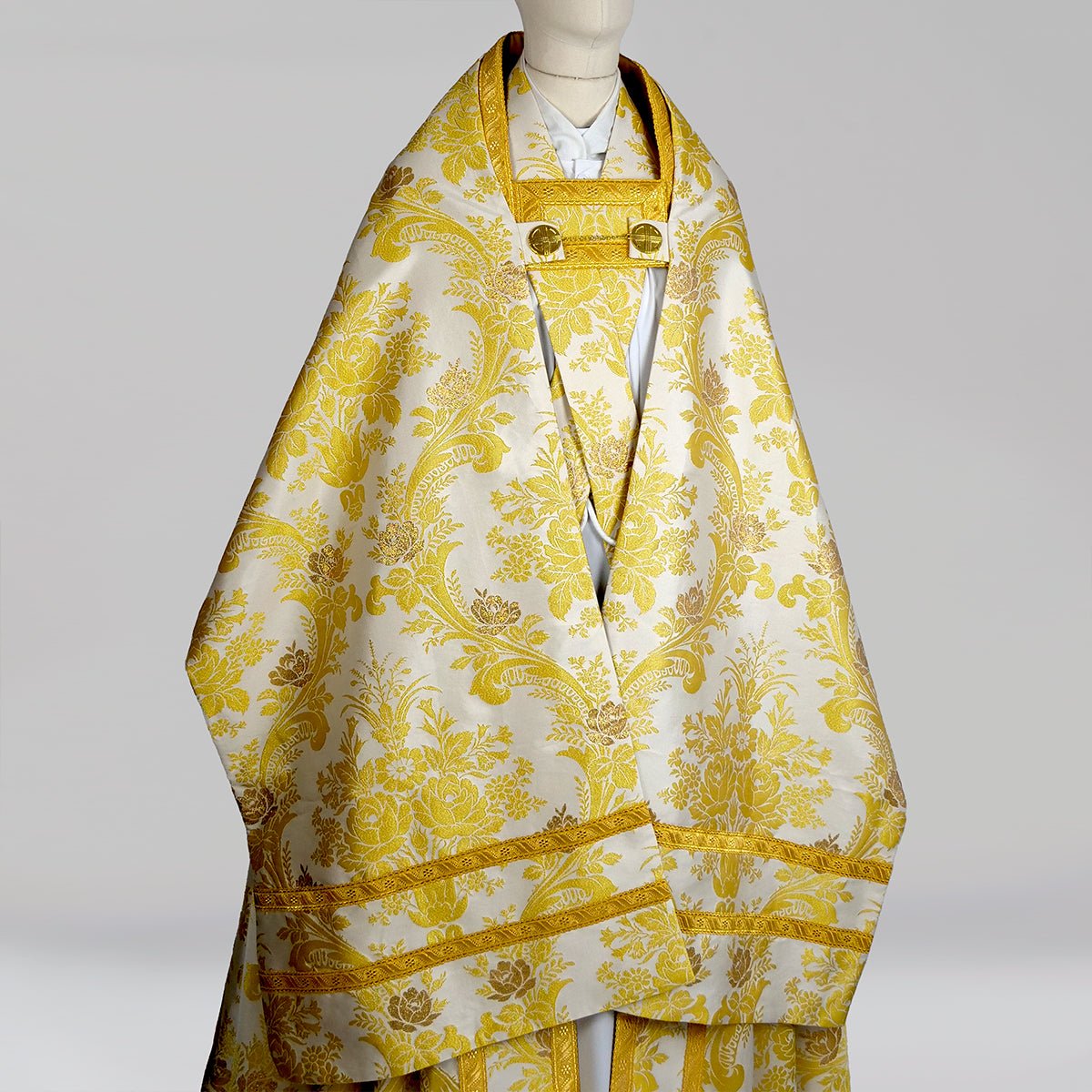 Neri Humeral Veil - Watts & Co.