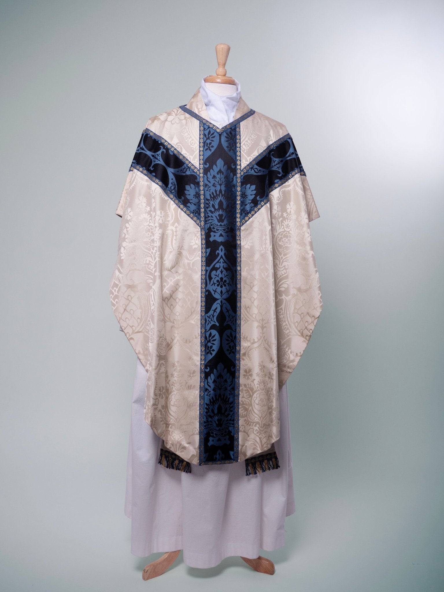 Pugin Chasuble in Cream 'Comper Cathedral' with 'Gothic' Orphreys - Watts & Co.