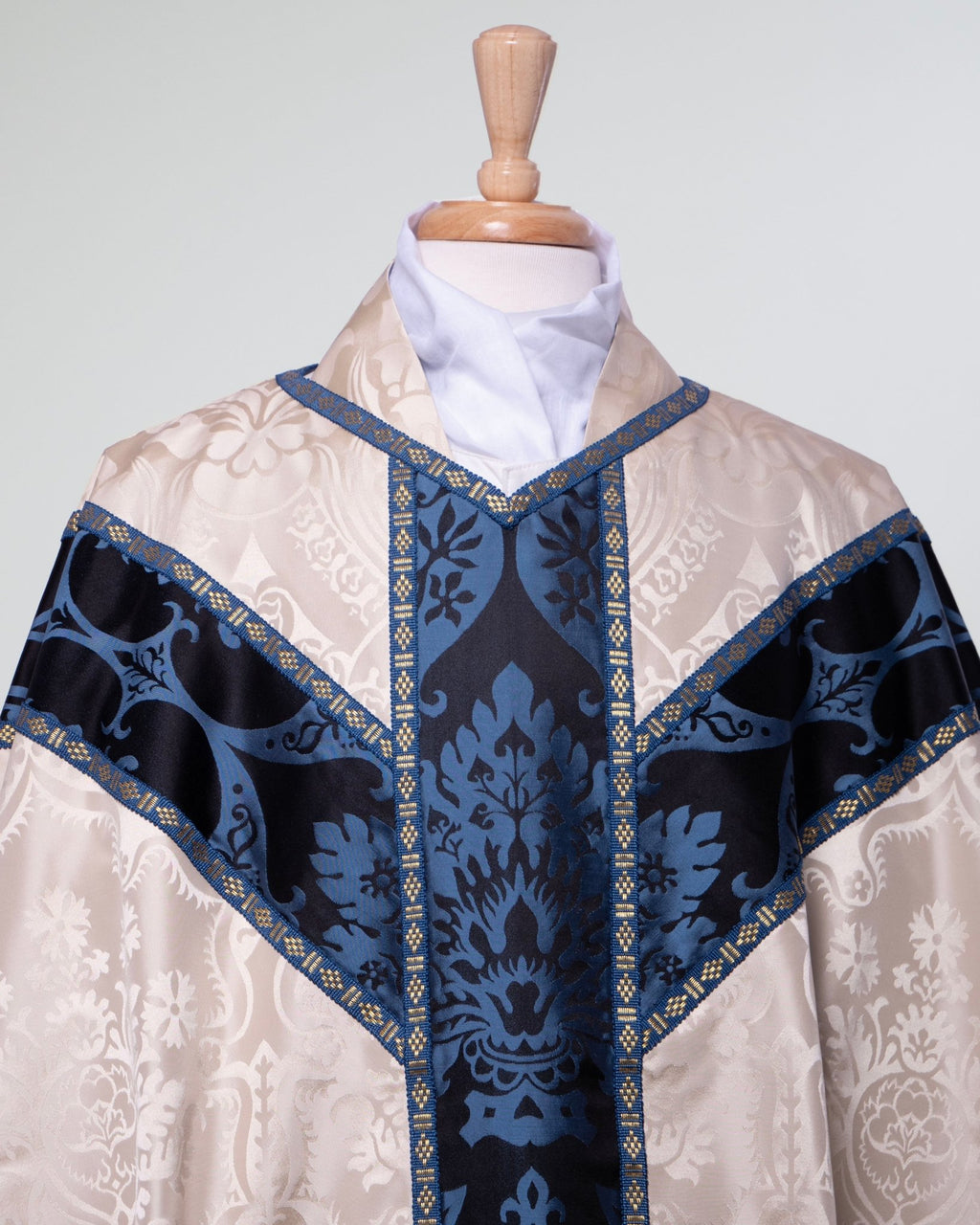 Pugin Chasuble in Cream 'Comper Cathedral' with 'Gothic' Orphreys - Watts & Co.