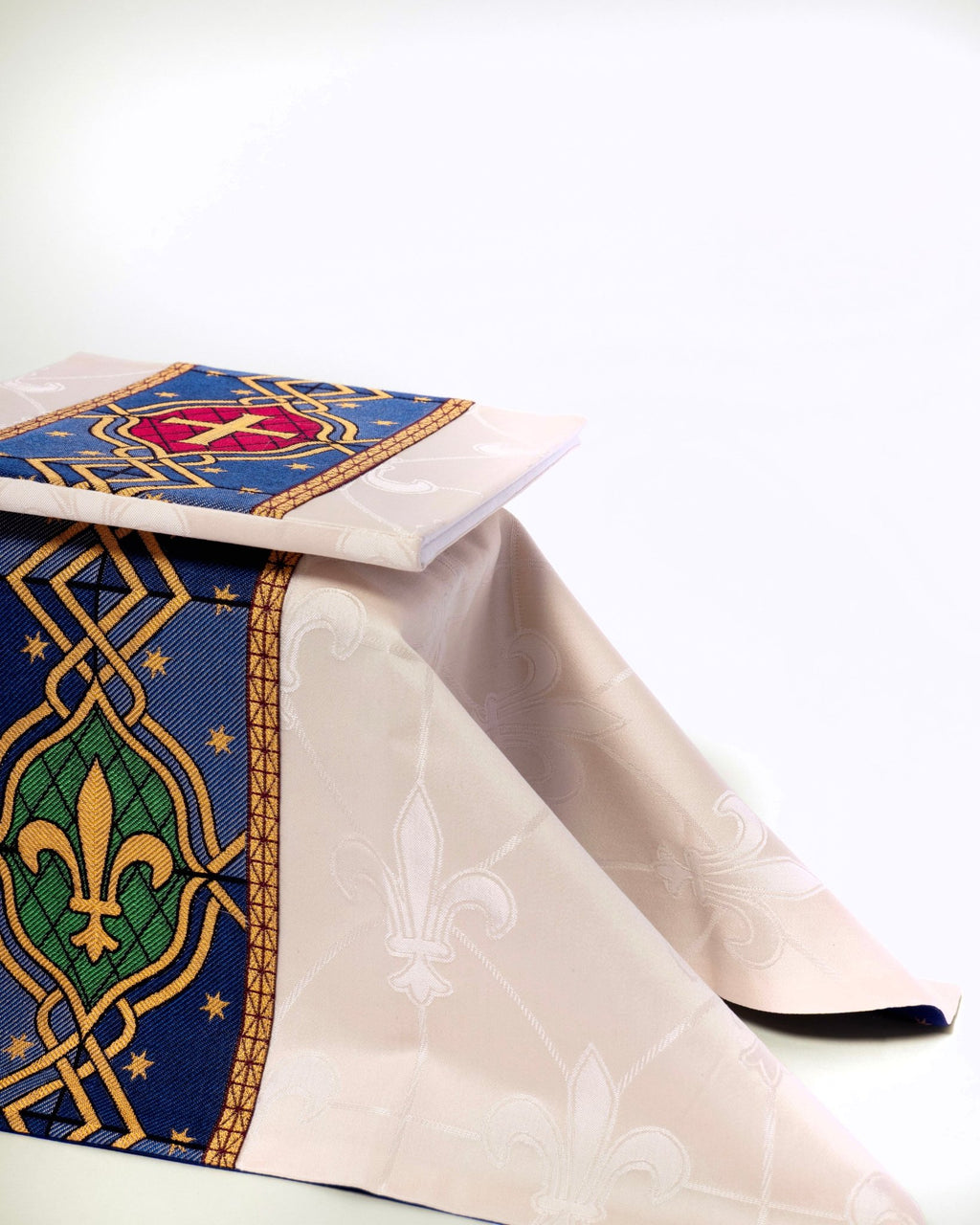 Sainte - Chapelle Burse & Veil - Watts & Co.