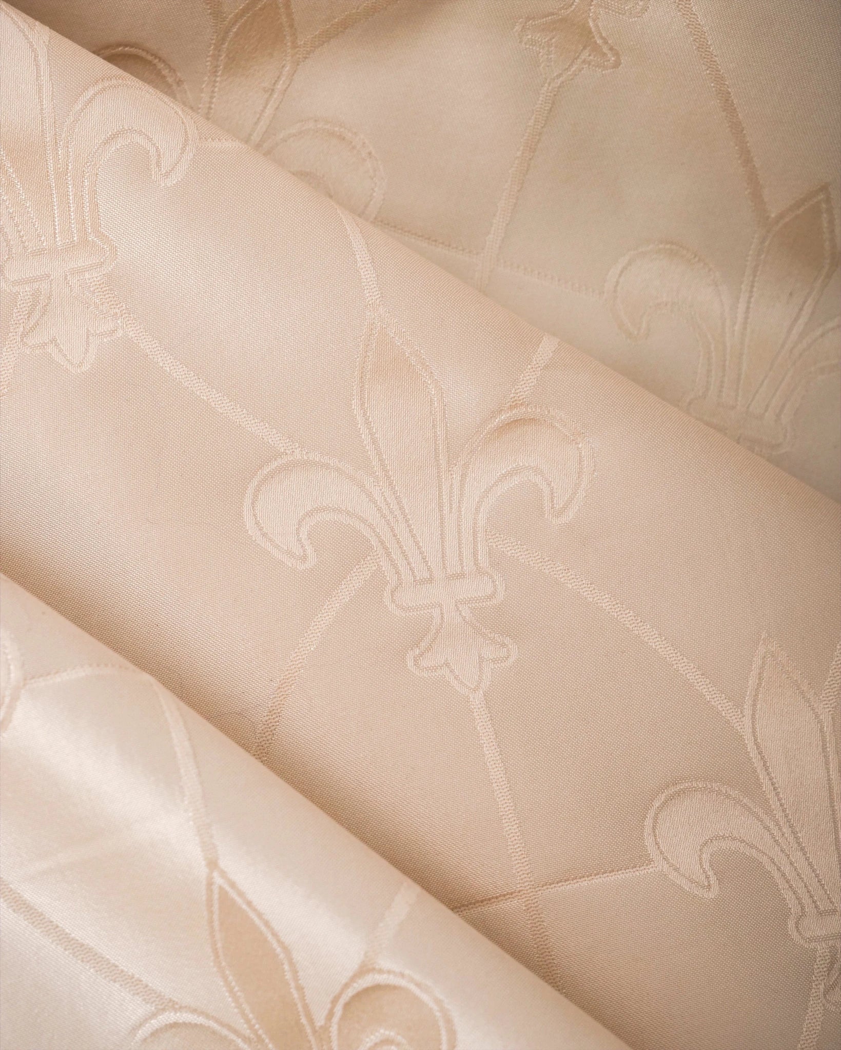 Sainte - Chapelle Damask - Watts & Co.