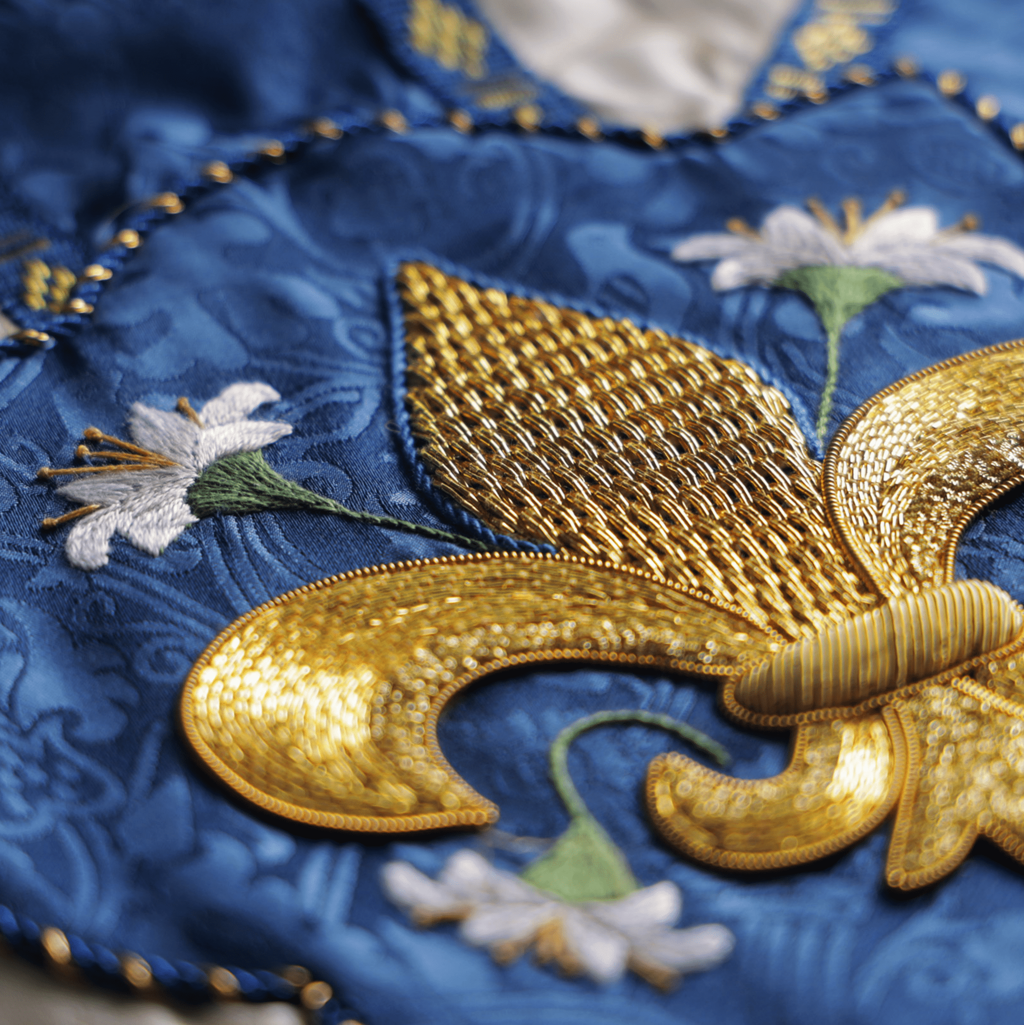 Semi - Gothic Chasuble in Cream 'Comper Cathedral' Silk Damask with Blue 'Hilliard' Orphreys and Fleur du Lys Embroidery - Watts & Co.
