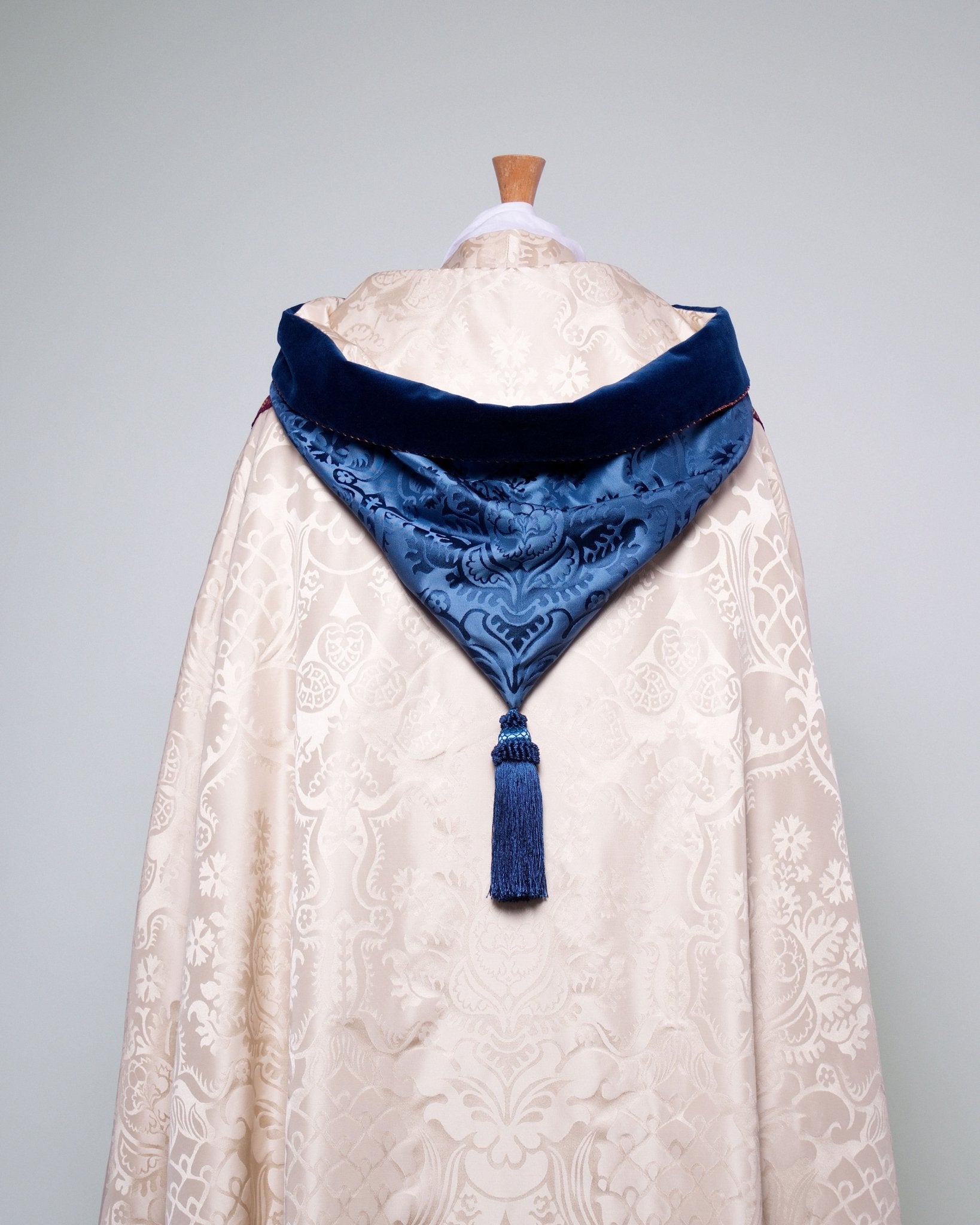 Semi-Gothic Chasuble in Cream 'Comper Cathedral' with 'Comper Cathedral' Orphreys - Watts & Co.