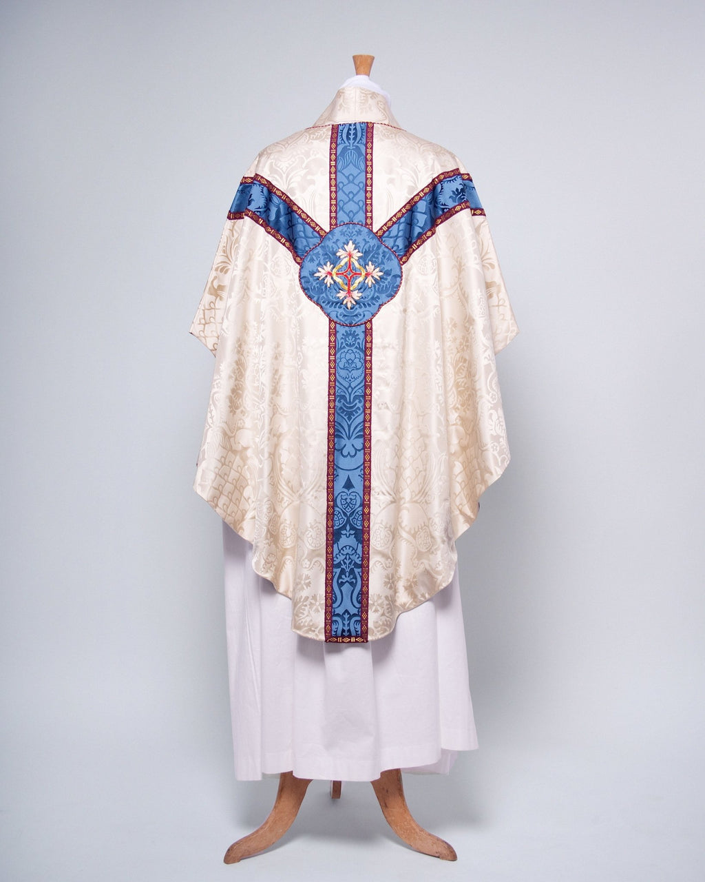 Semi-Gothic Chasuble in Cream 'Comper Cathedral' with 'Comper Cathedral' Orphreys - Watts & Co.