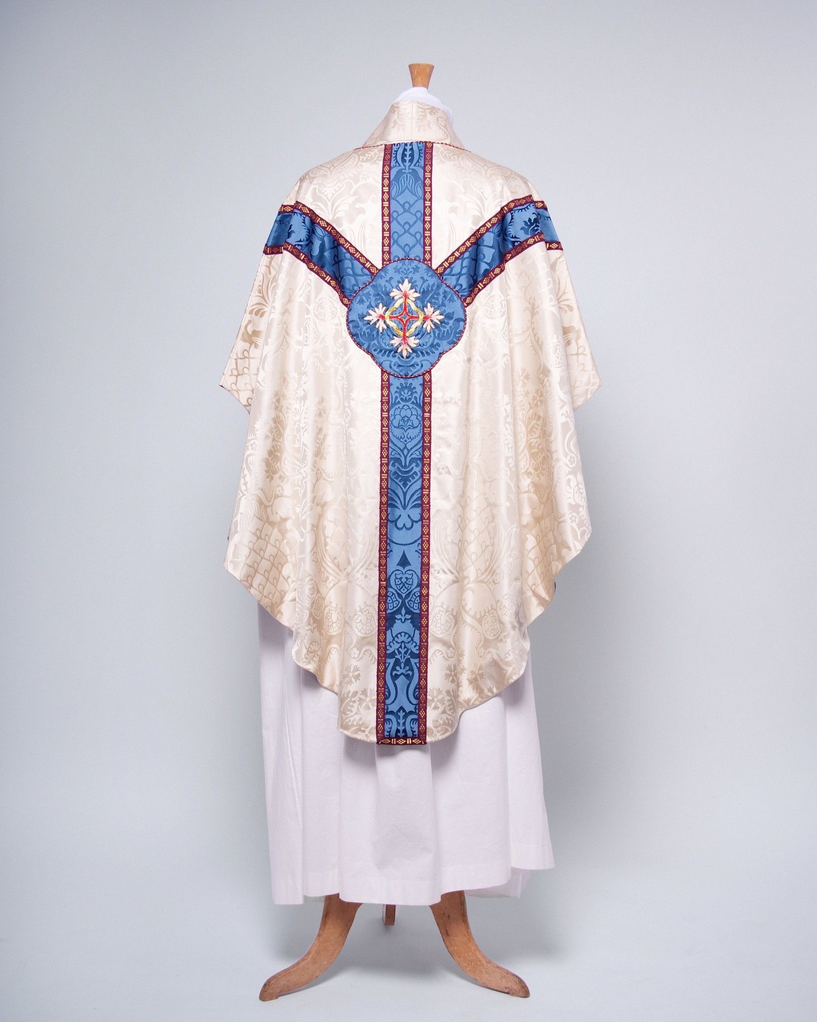 Semi-Gothic Chasuble in Cream 'Comper Cathedral' with 'Comper Cathedral' Orphreys - Watts & Co.