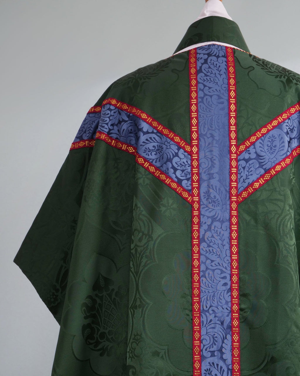 Semi-Gothic Chasuble in Green 'Comper Van Der Weyden' with Blue 'Holbein' Orphreys - Watts & Co.