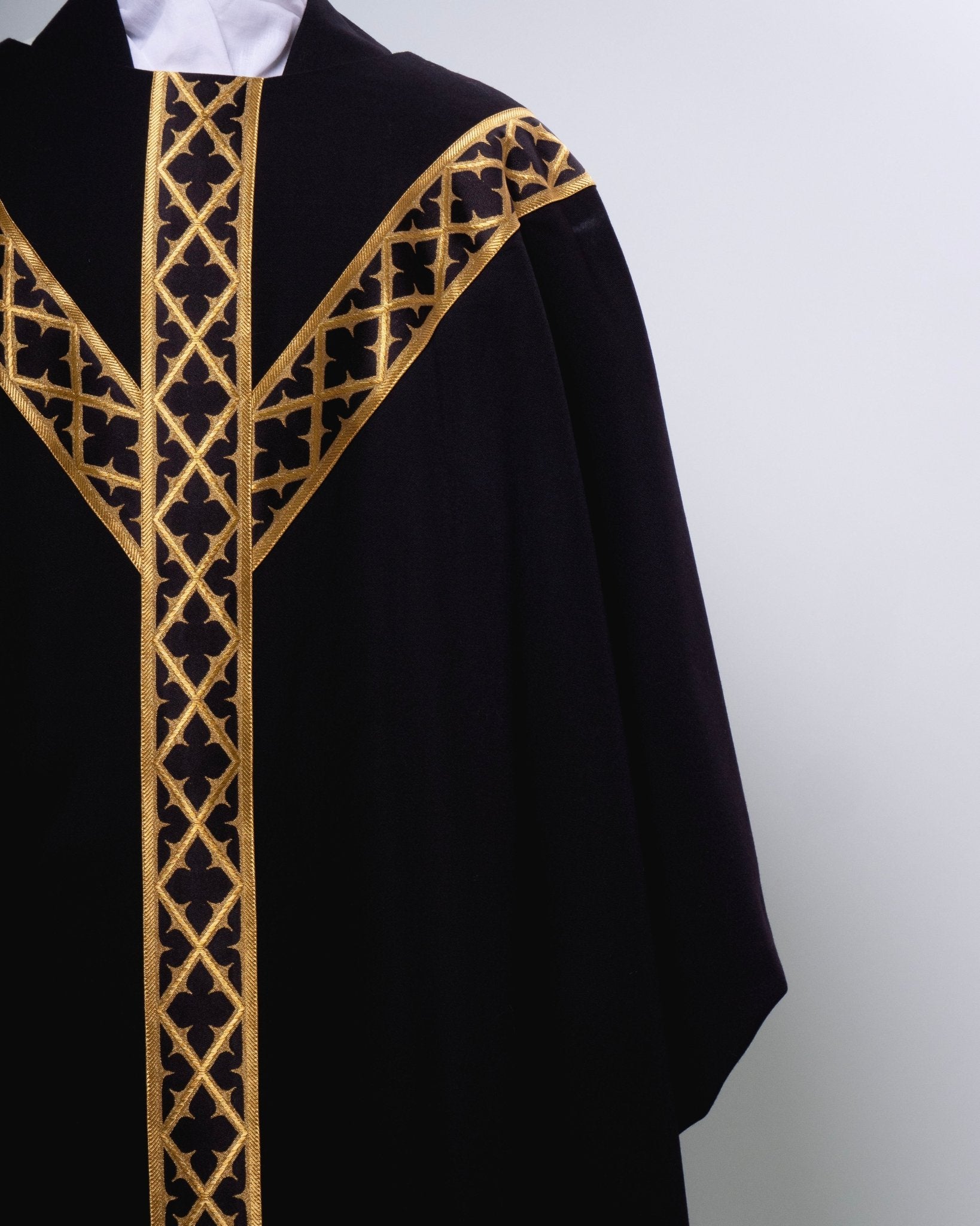 St Francis Chasuble - Watts & Co.
