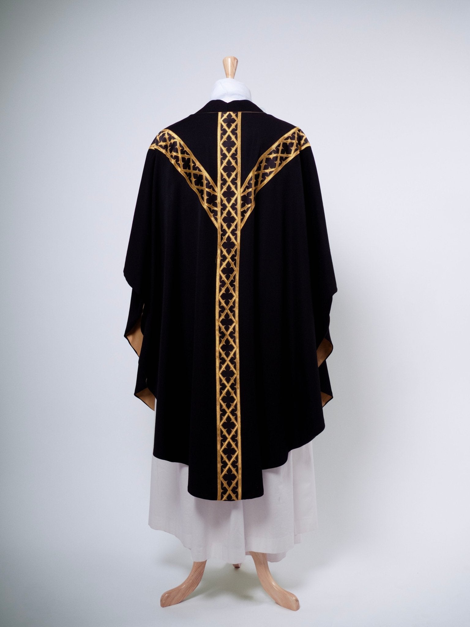 St Francis Chasuble - Watts & Co.