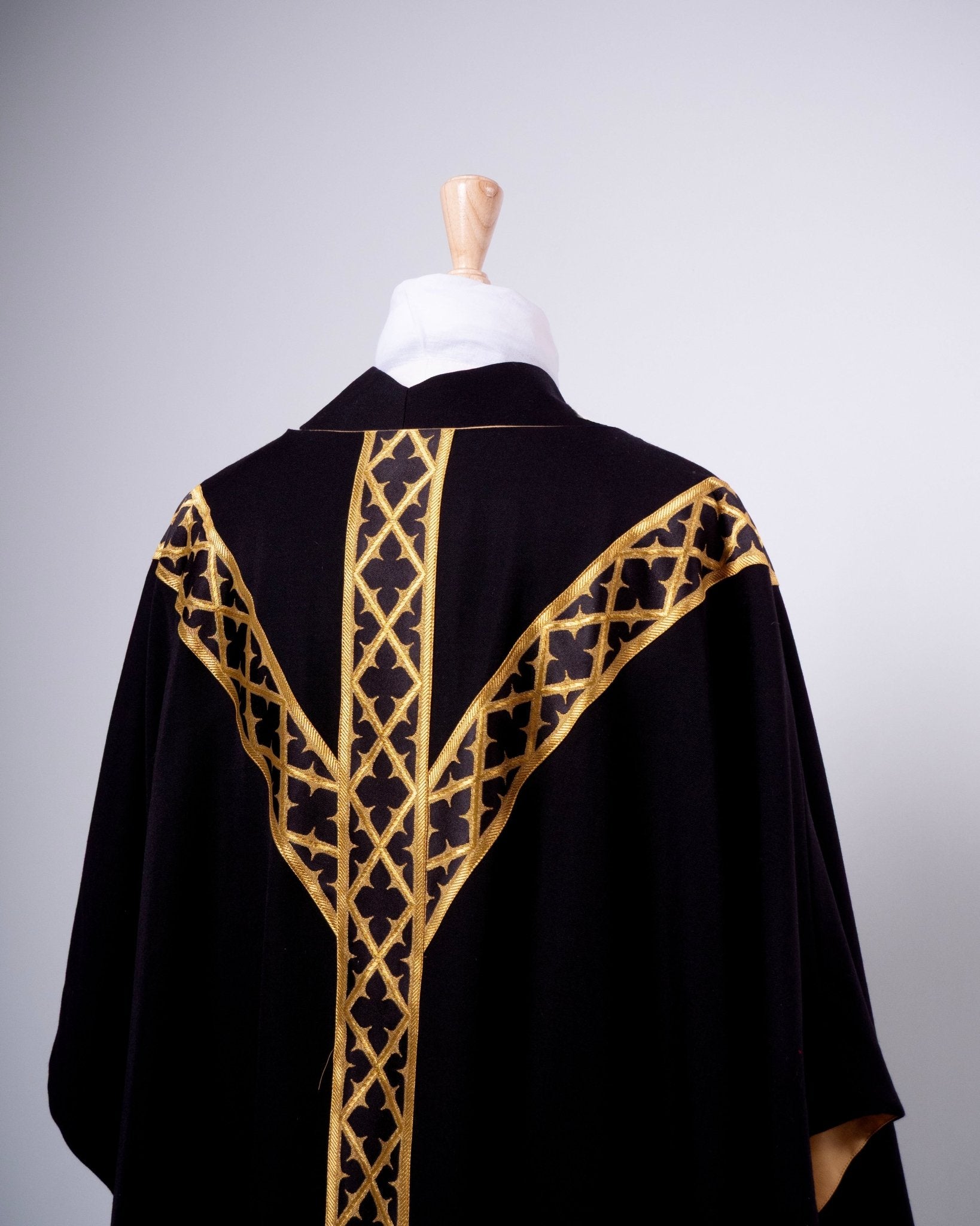 St Francis Low Mass Set - Watts & Co.