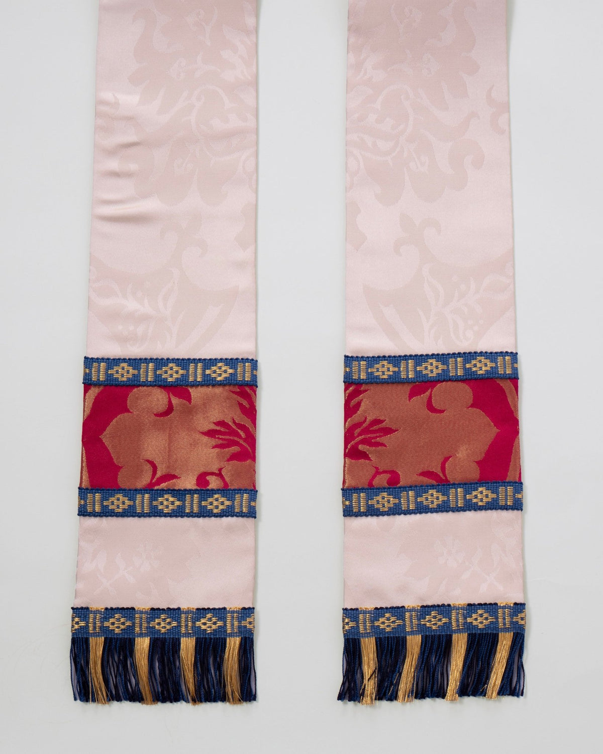 Tufton Stole in Cream 'Gothic' with Comper Rose/Gilt 'Bellini' Orphreys - Watts & Co.