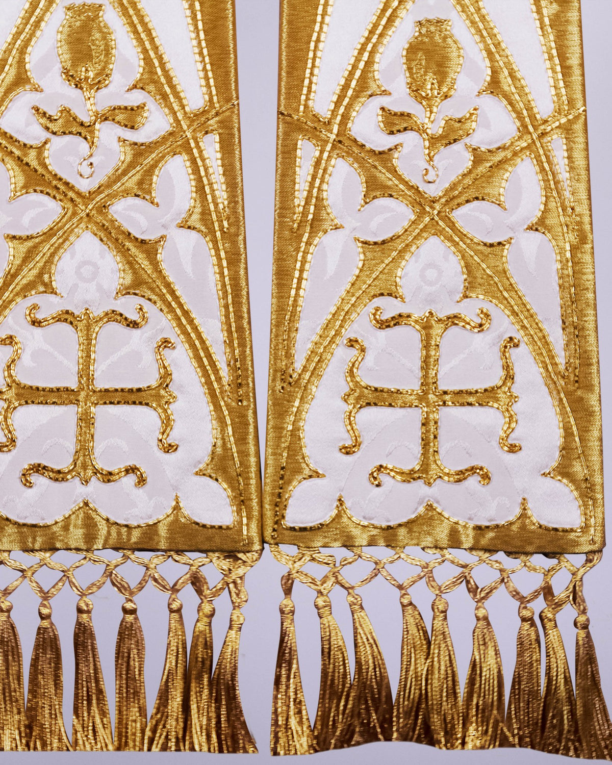 Tufton Stole in Cream 'Gothic' with Hand-Embroidery - Watts & Co.