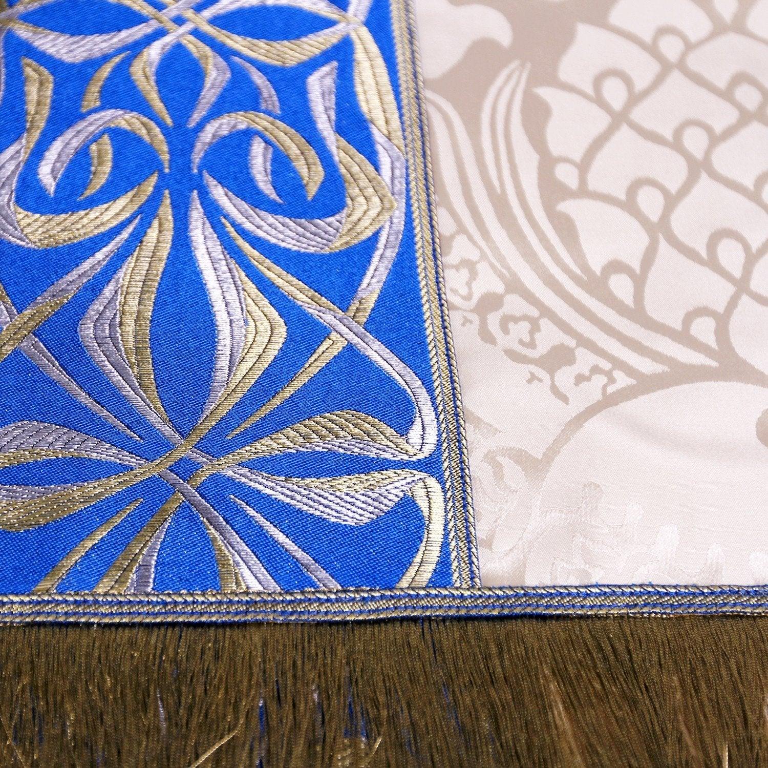 Altar Frontal in Cream Comper Cathedral with Blue Gazeley Superfrontal - Watts & Co. (international)