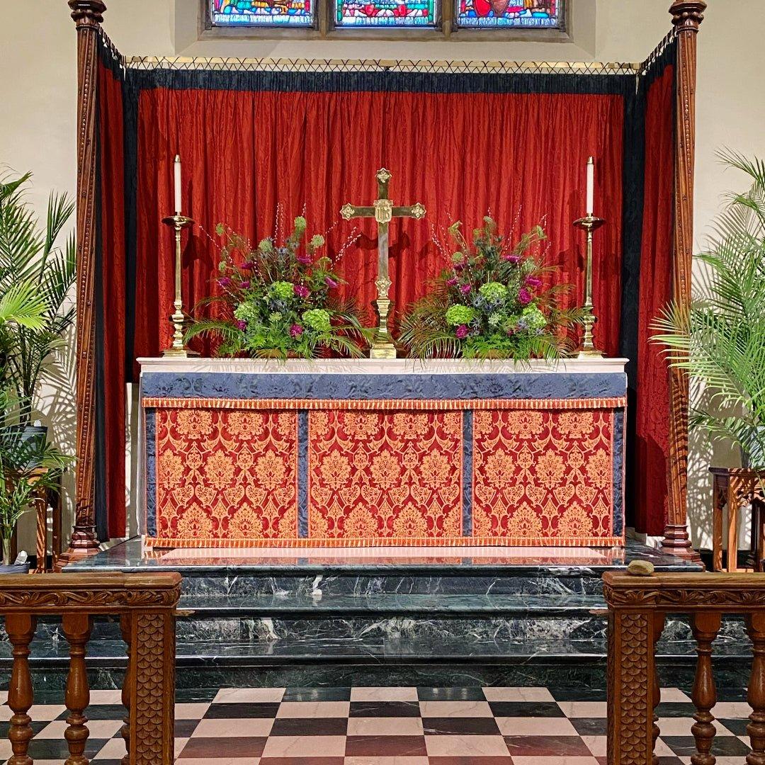 Altar Frontal in Sarum Red/Gold 'Gothic' with Blue 'Gothic' Superfrontal - Watts & Co.