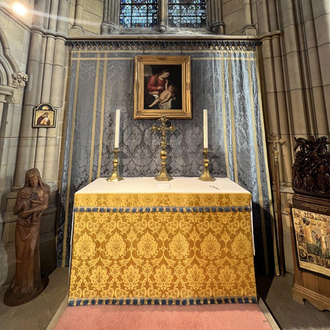 Altar Frontal & Superfrontal in Gold Gothic - Watts & Co.