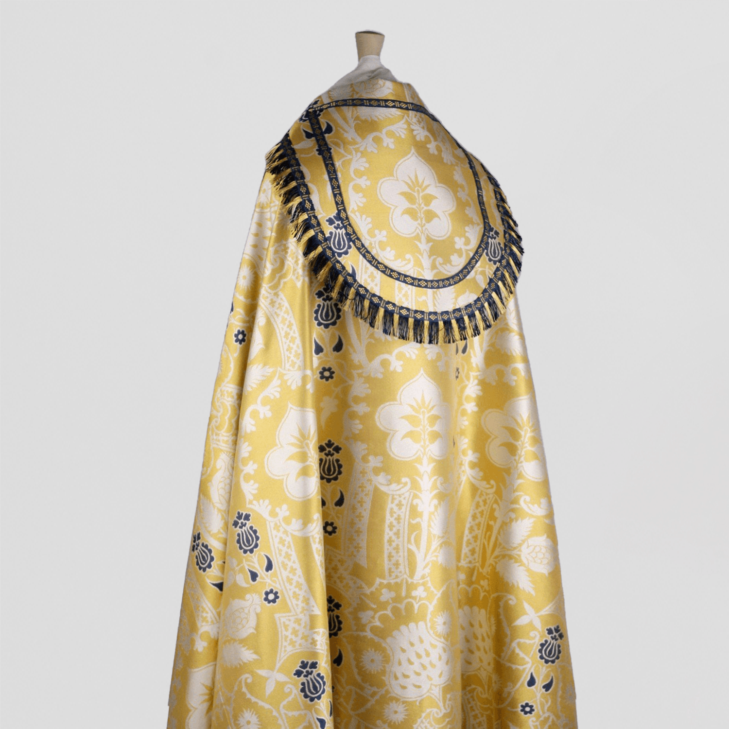 Cathedral Cope in White/Gold/Blue 'Comper Strawberry' with Outline Orphreys - Watts & Co.