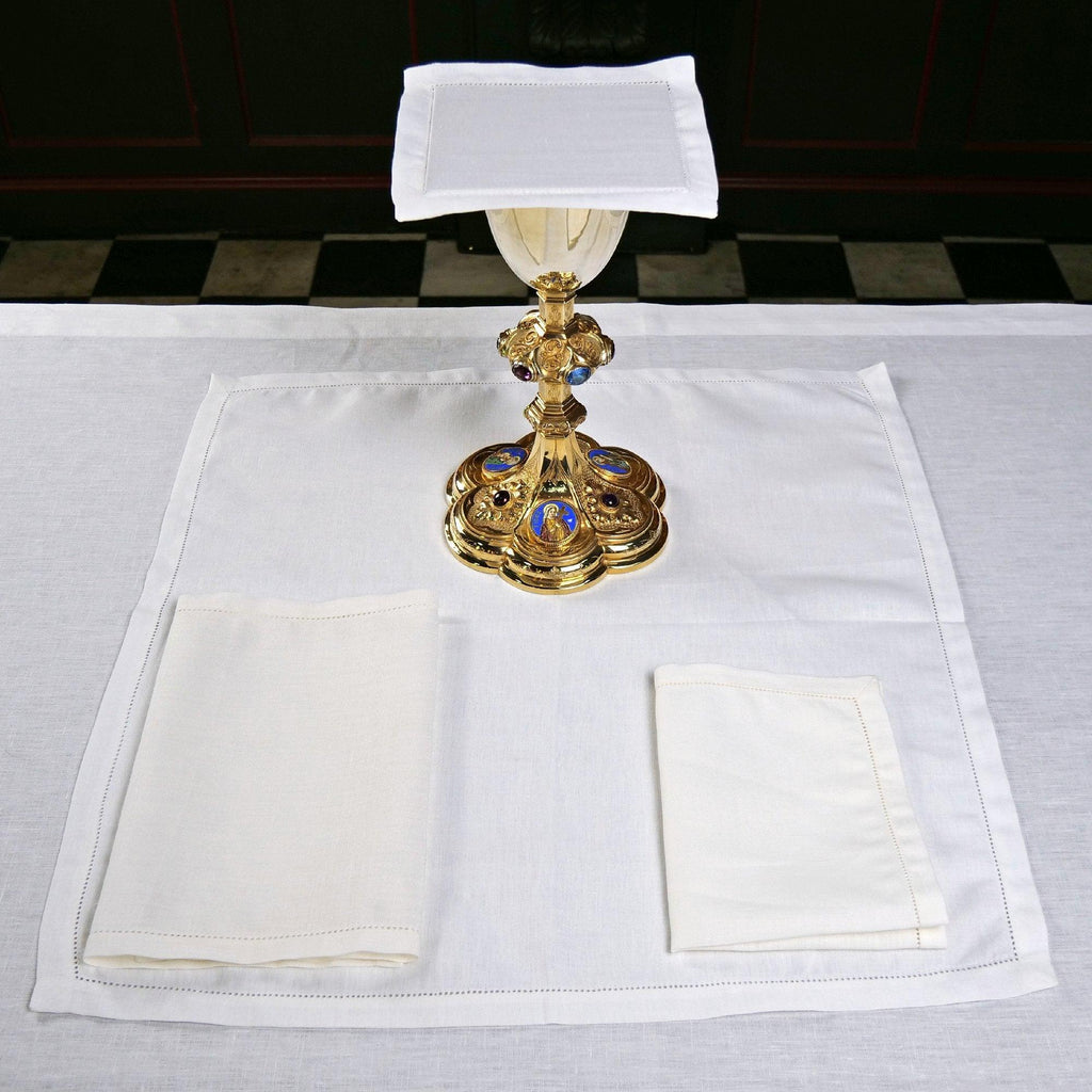 Cathedral Plain - Set - Watts & Co.