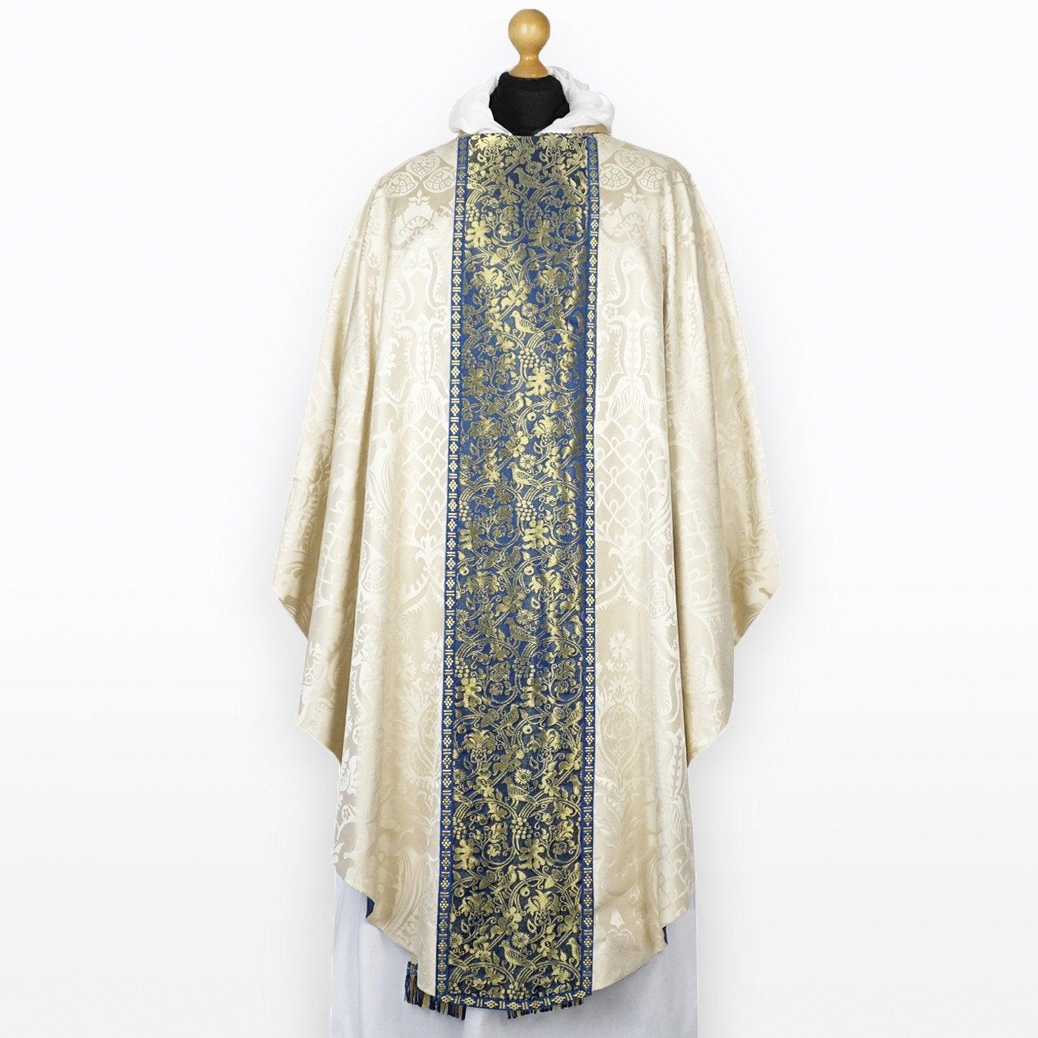 Classic Chasuble in Cream Comper Cathedral - Watts & Co. (international)