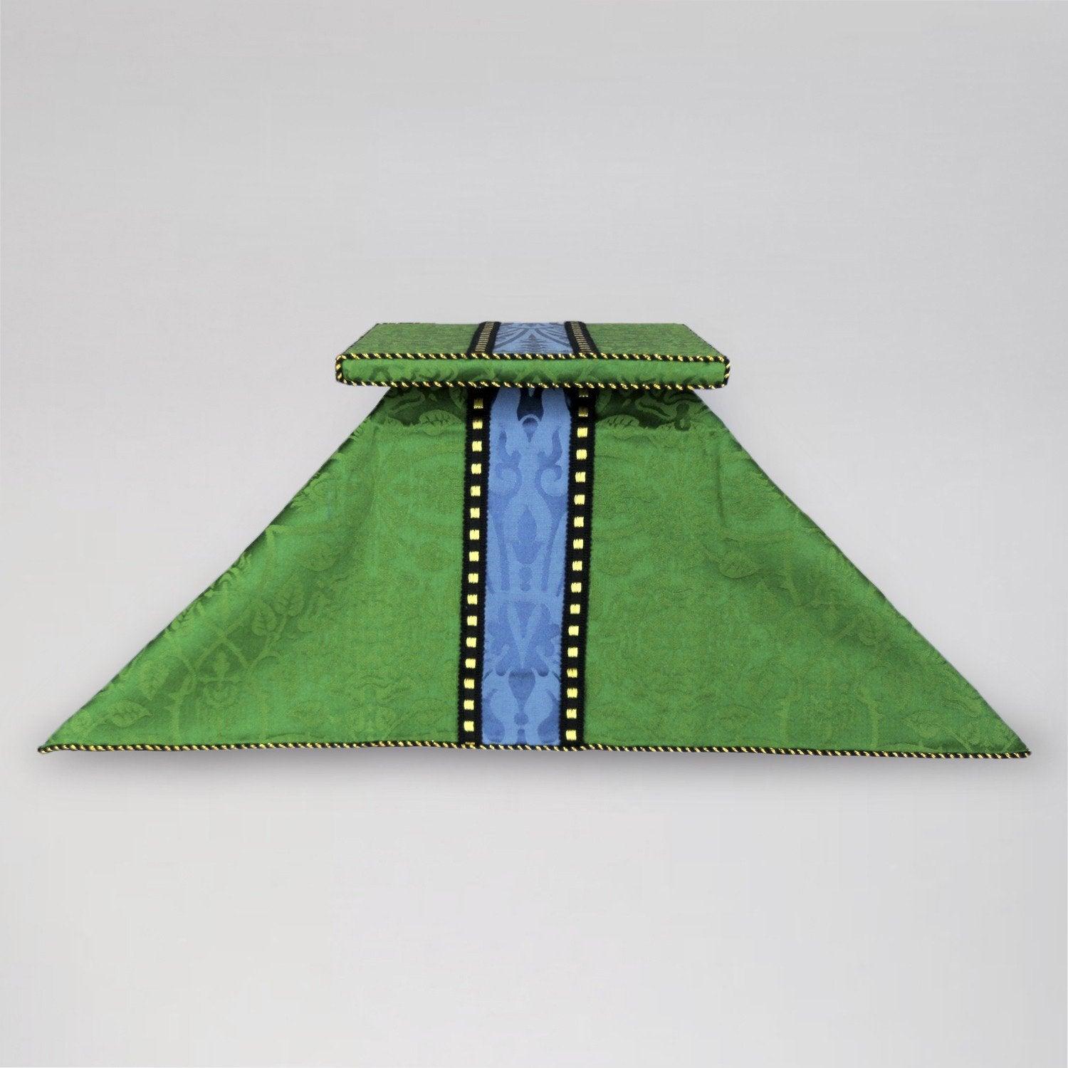 Classic style, Green Glastonbury Chasuble with blue orphreys - Watts & Co.