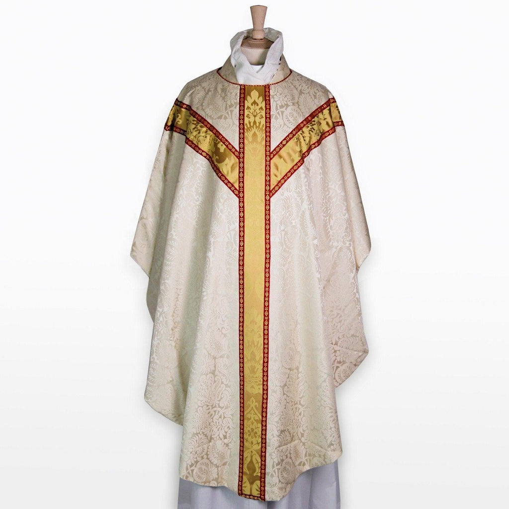 Full Gothic Chasuble in Cream Holbein - Watts & Co. (international)
