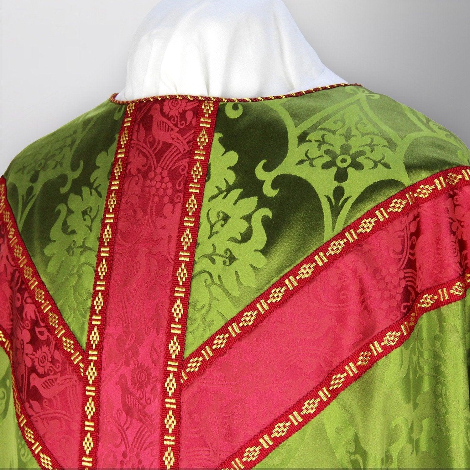 Full Gothic Chasuble in Green Gothic - Watts & Co. (international)