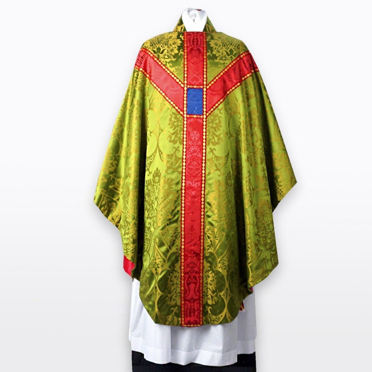 Full Gothic Chasuble in Green/Gold Gothic silk - Watts & Co. (international)