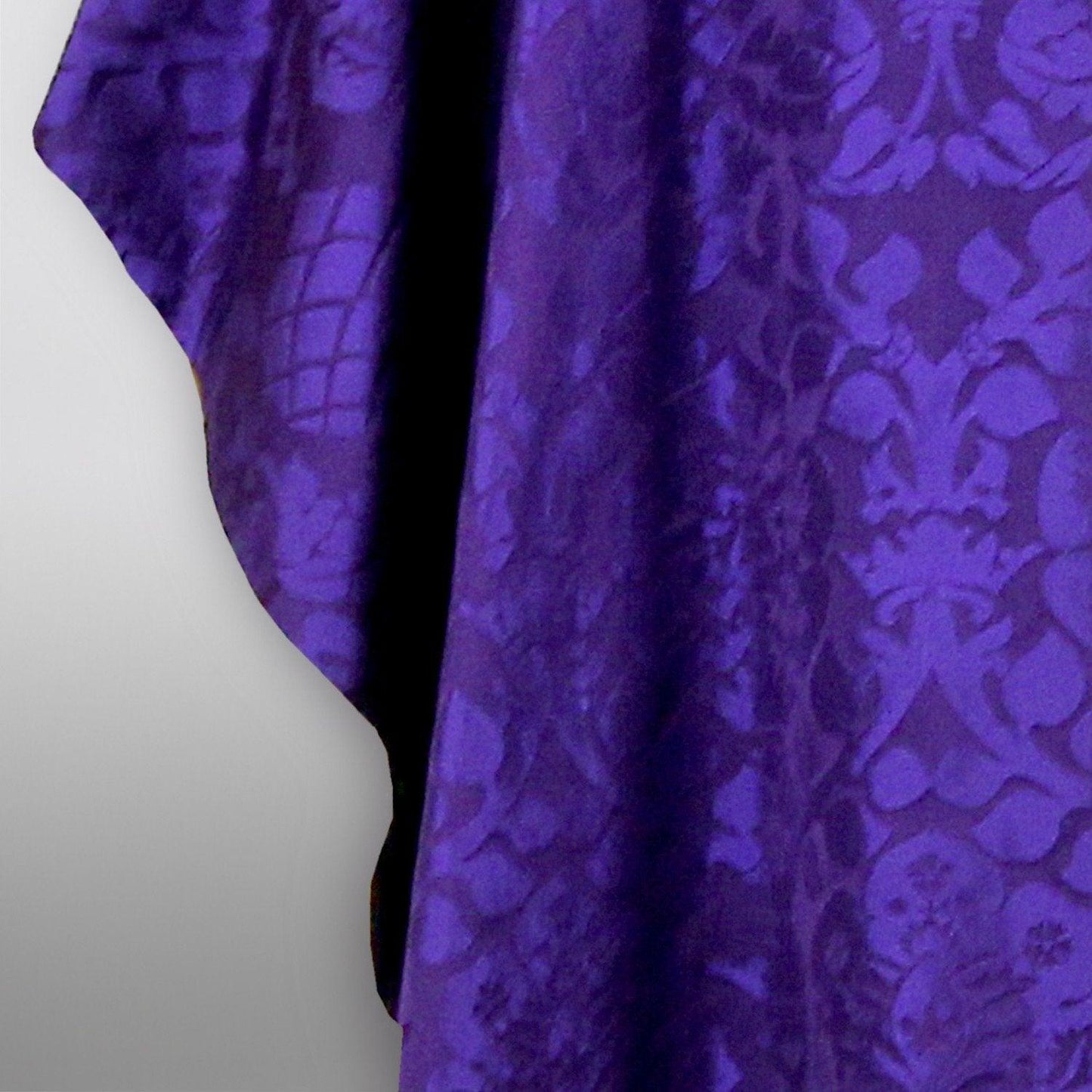 Full Gothic Chasuble in Purple Davenport - Watts & Co. (international)