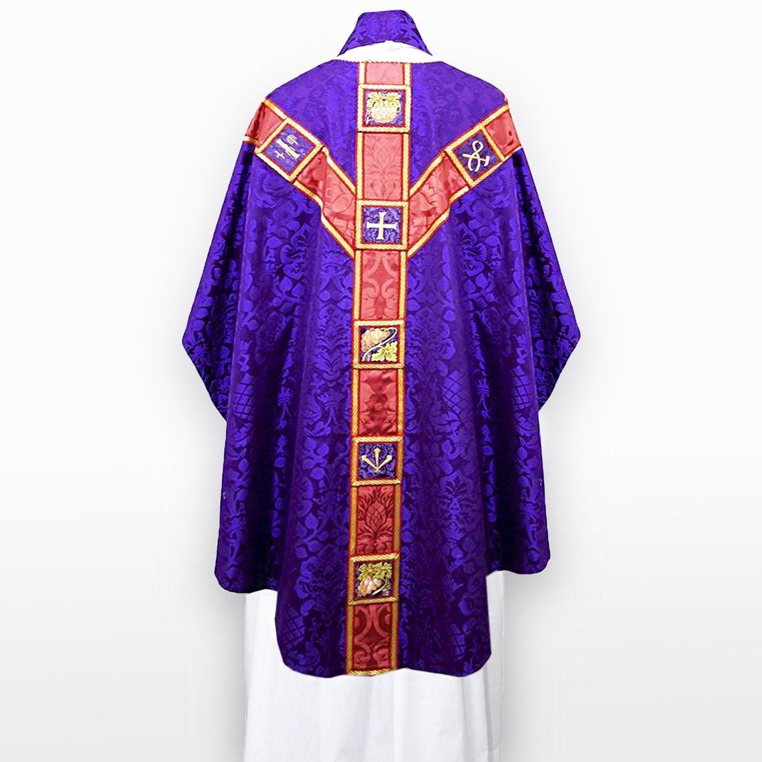 Full Gothic Chasuble in Purple Davenport - Watts & Co. (international)