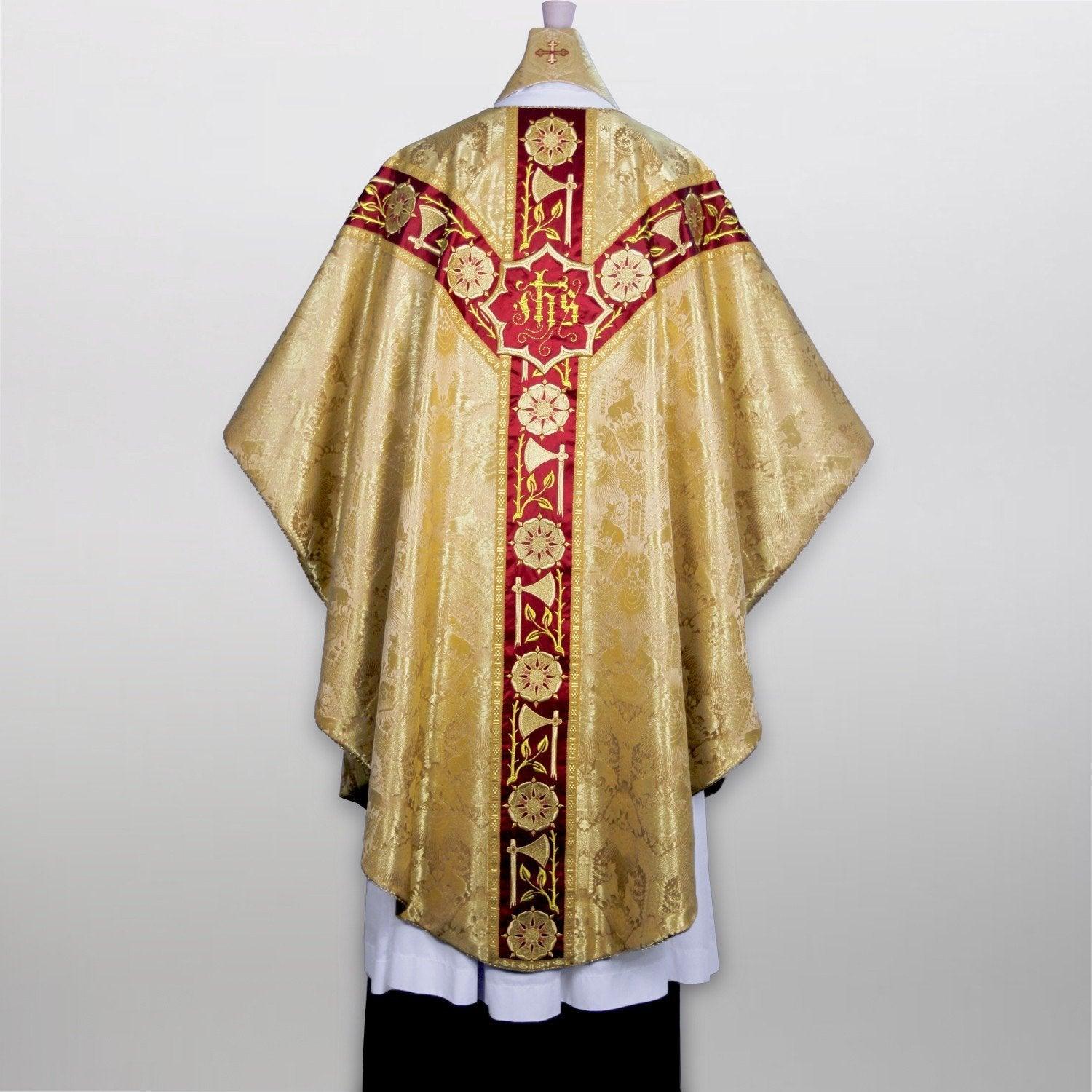 Full Gothic Chasuble in Stag, Cloth of Gold - Watts & Co. (international)